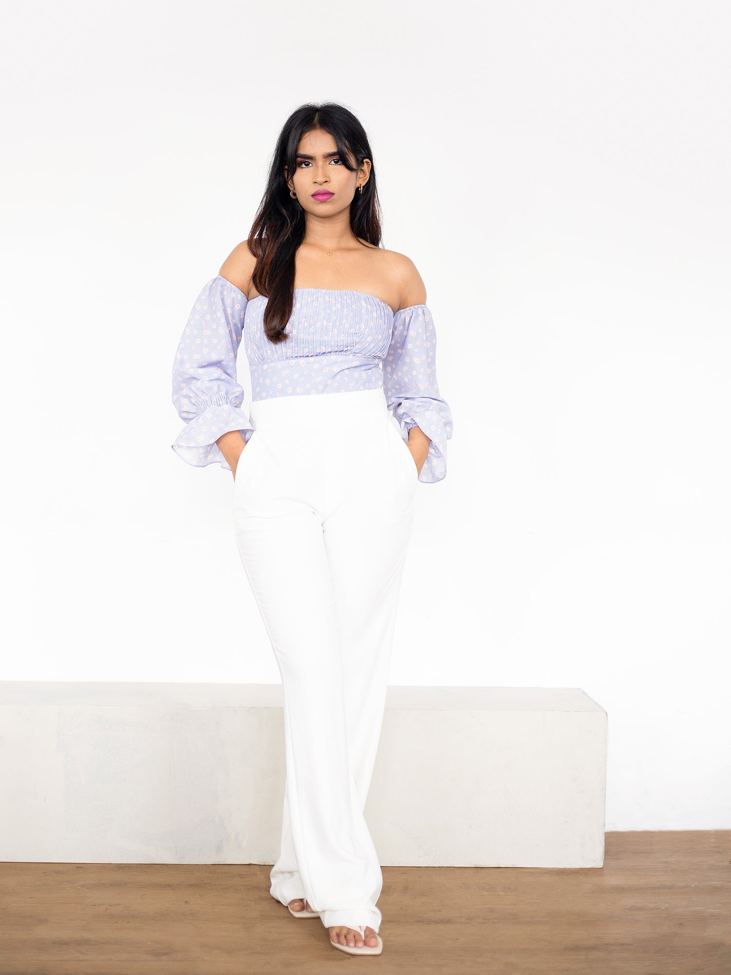 Flounce Sleeved Pintuck Detailed Bodysuit