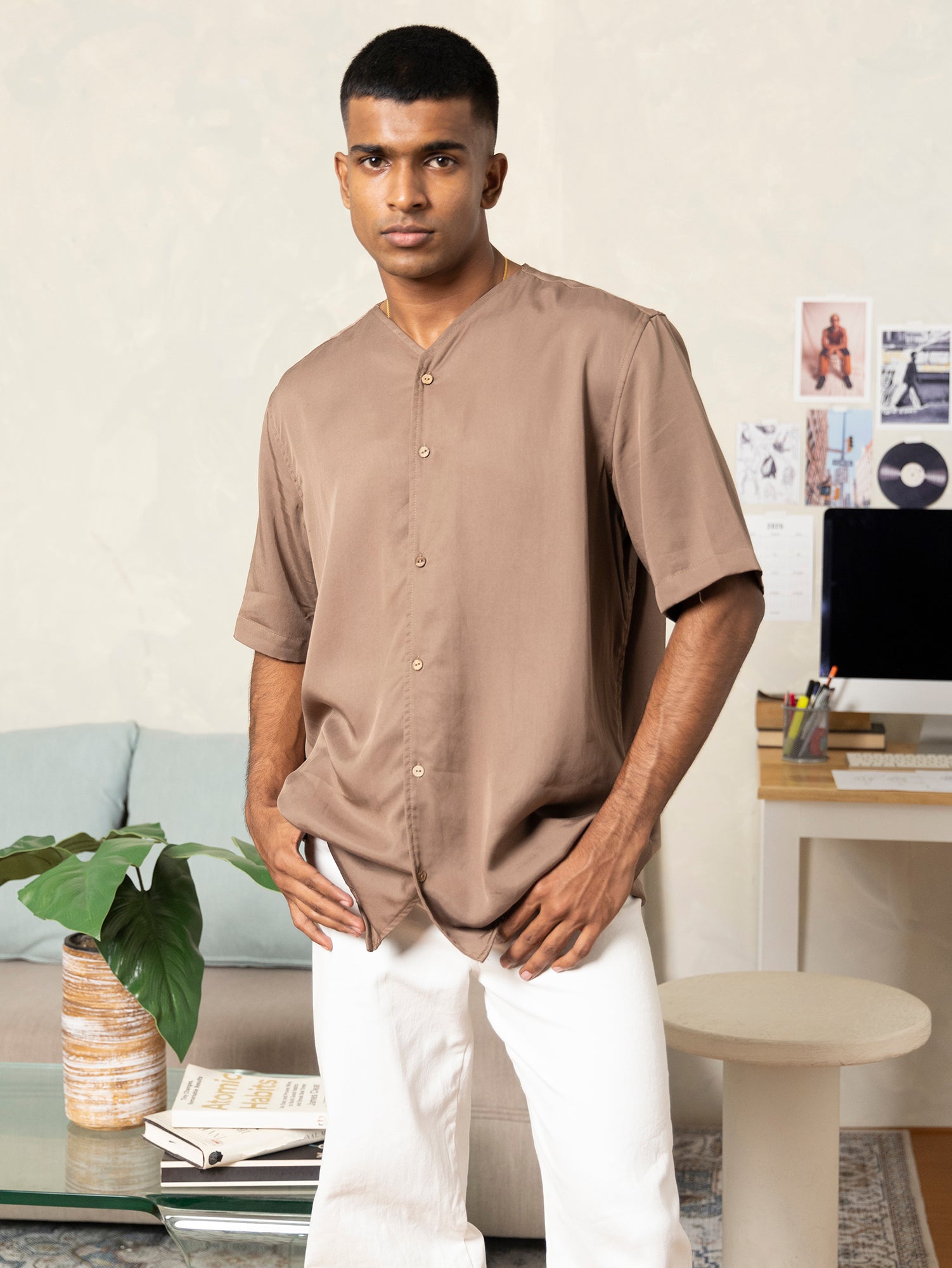 Short sleeve baseball collar shirt