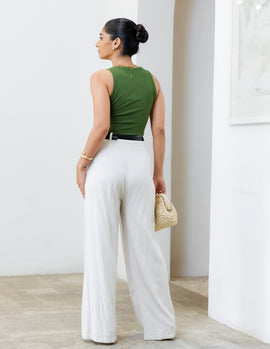 Scoop Neck Sleeveless Top