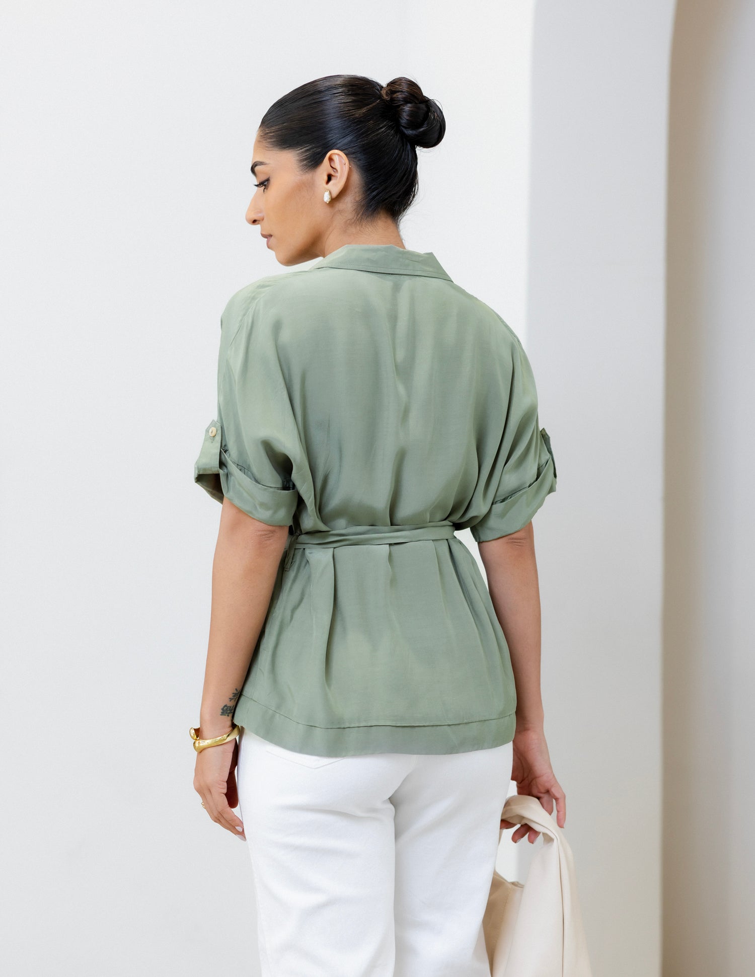 Double Pocket Detail Tie Up Shirt