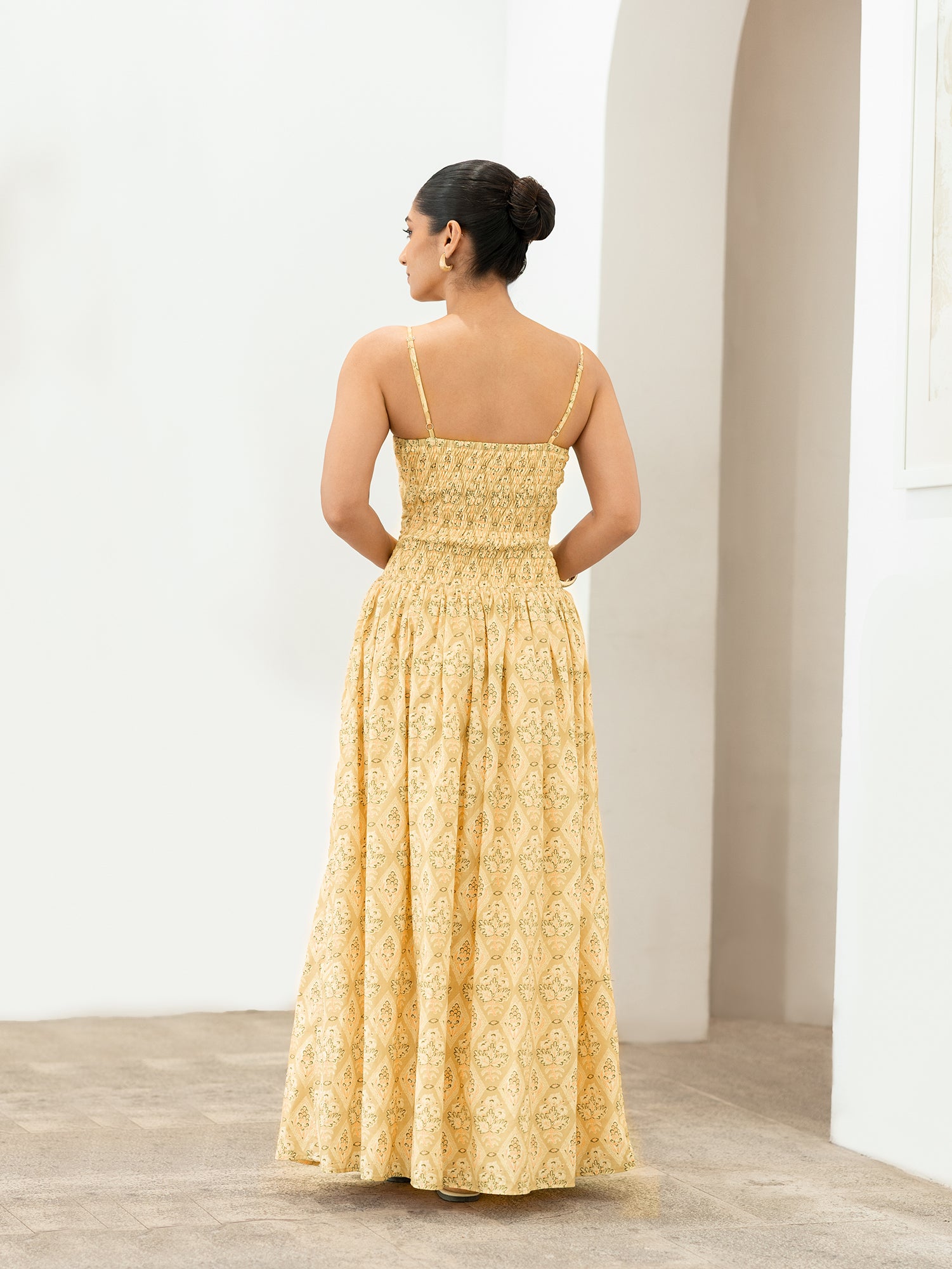 Back Smocking Detailed Low Waist Printed Maxi Dress