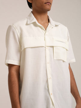 Cut and sew detail short sleeve shirt