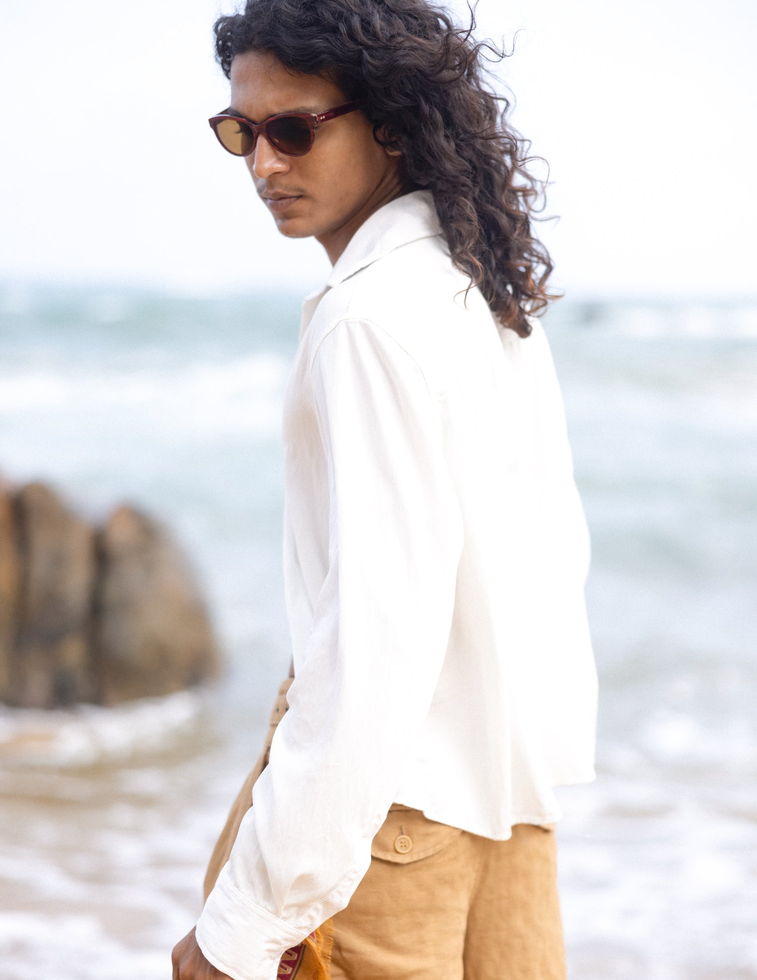 Cropped cuff flared shirt