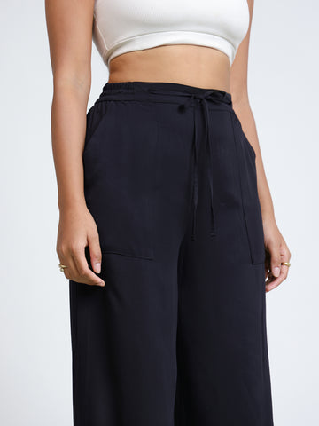 Drawstring Straight Leg Cassual Pant