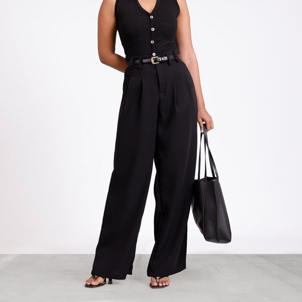 Front Pleated Loop Detailed Pant