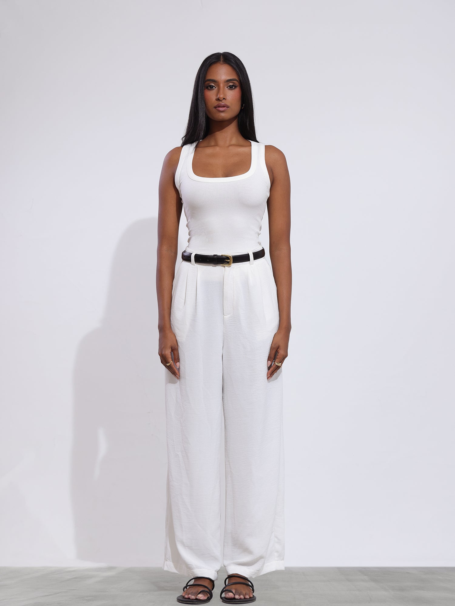 Emma Scoop Neck Sleeveless Top