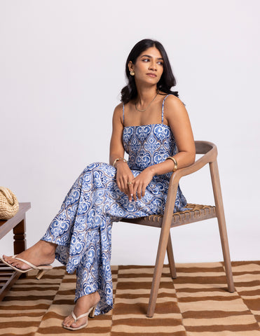 Side Slit Detailed Printed Top