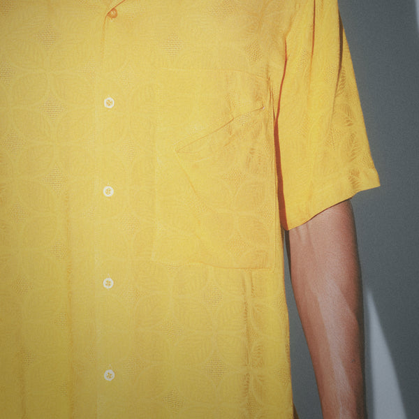 Slanted pocket open detailed rayon shirt