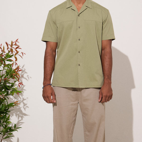 Cut and sew detailed regular fit shirt