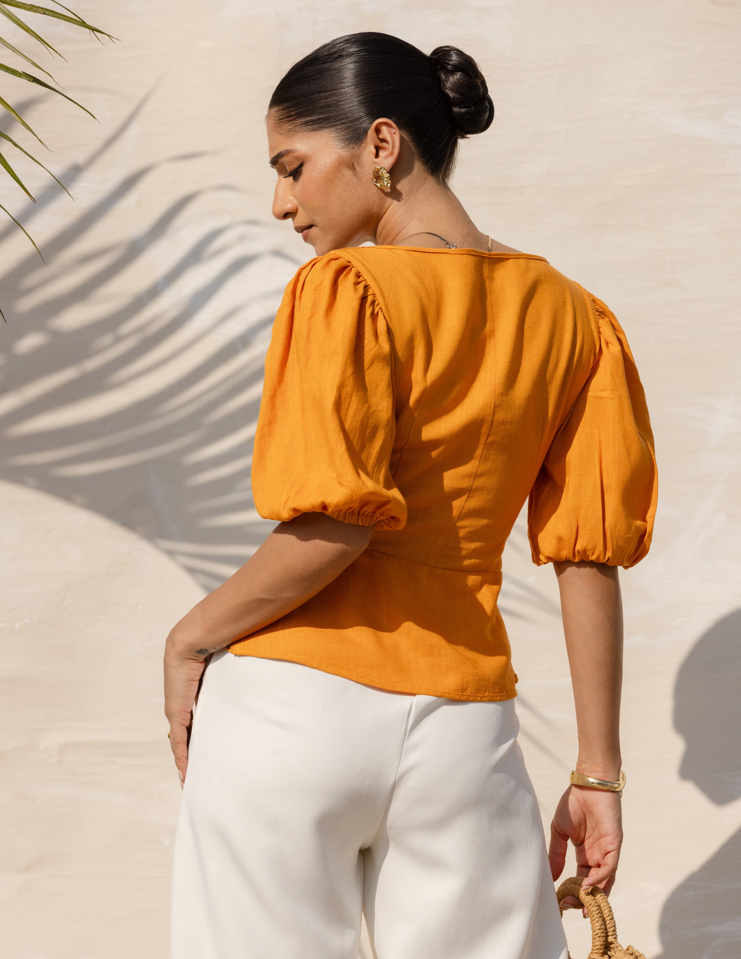 Balloon Sleeved Front Tie Up Top