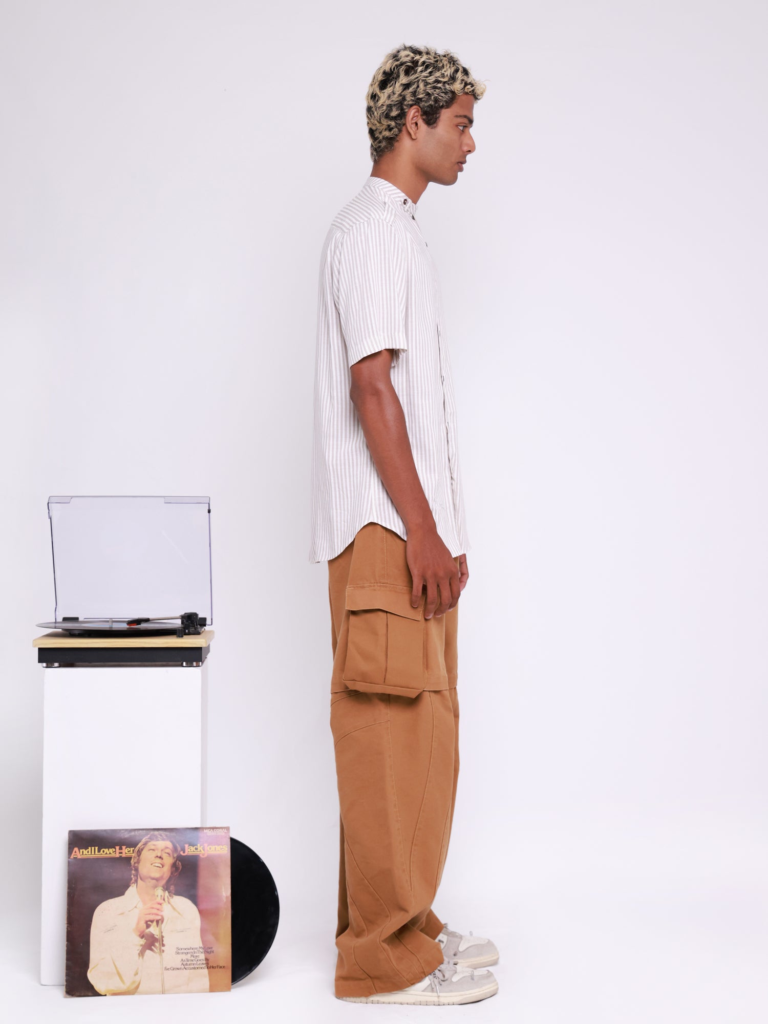 Cotton band detailed regular fit shirt