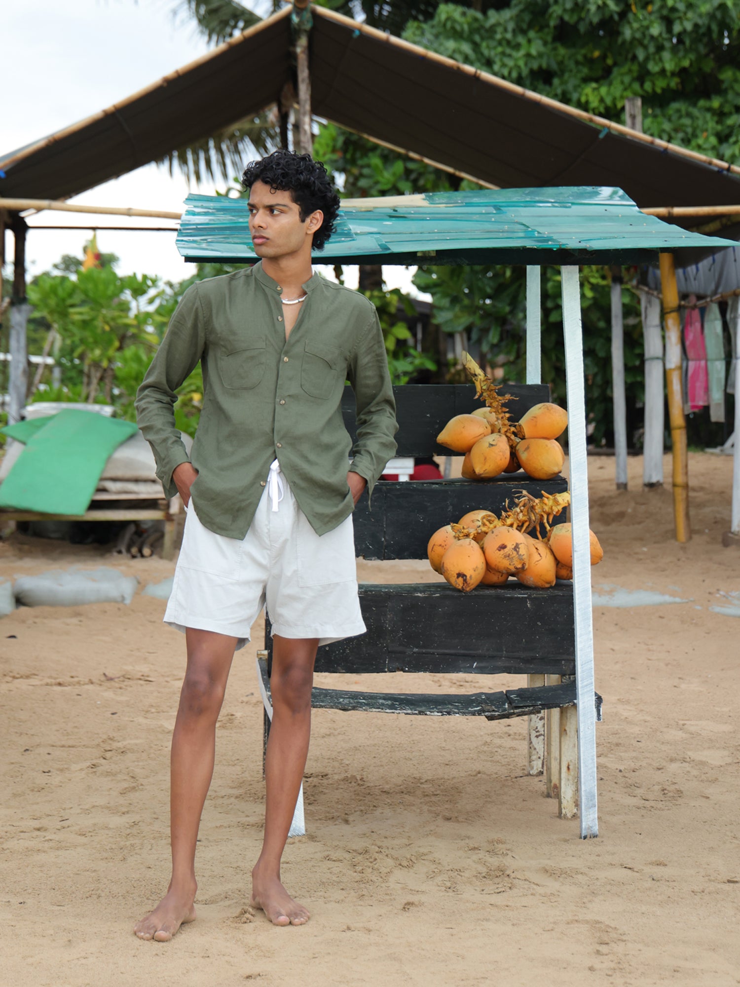 Patchwork detailed double pocket shirt