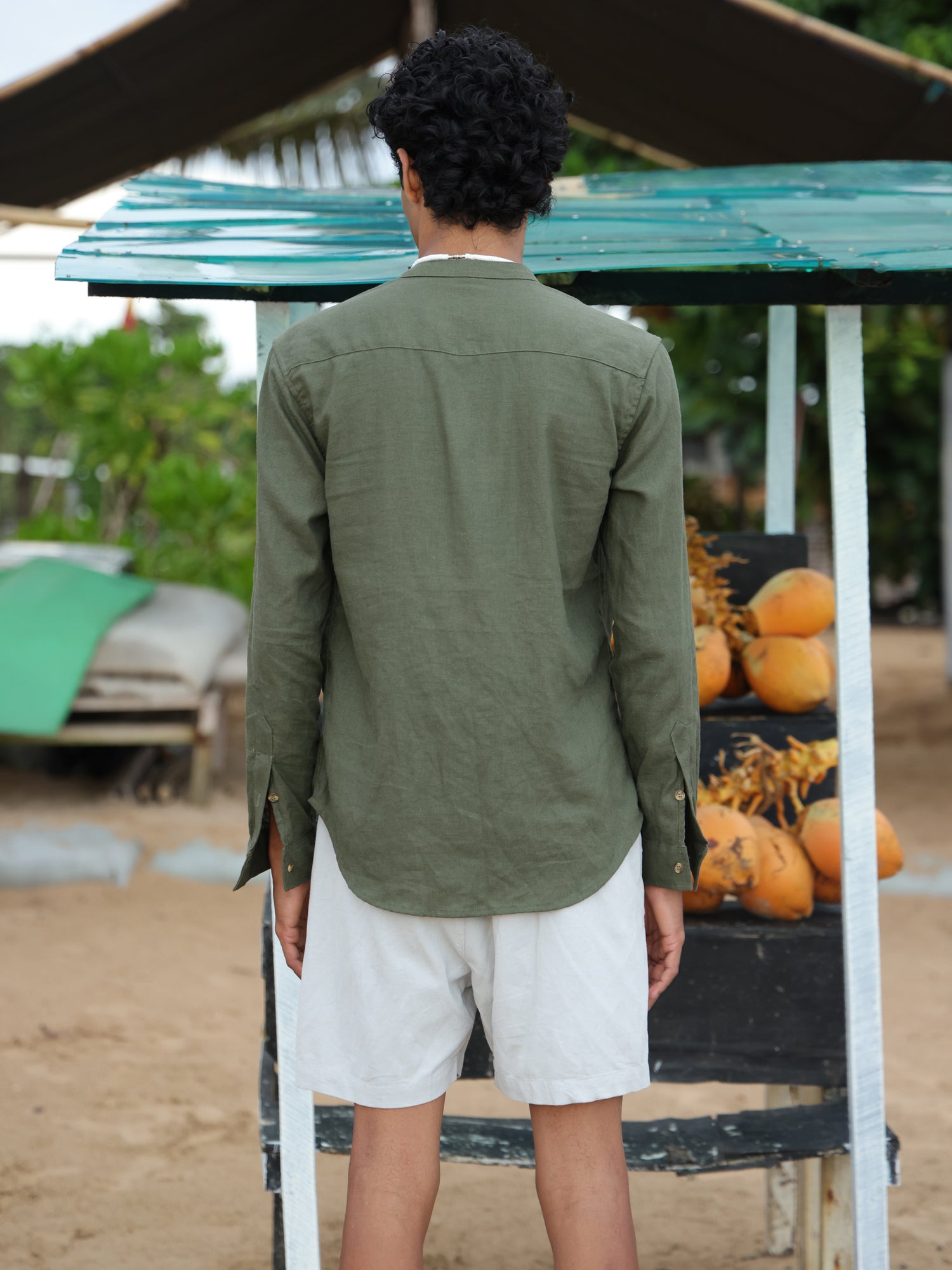 Patchwork detailed double pocket shirt