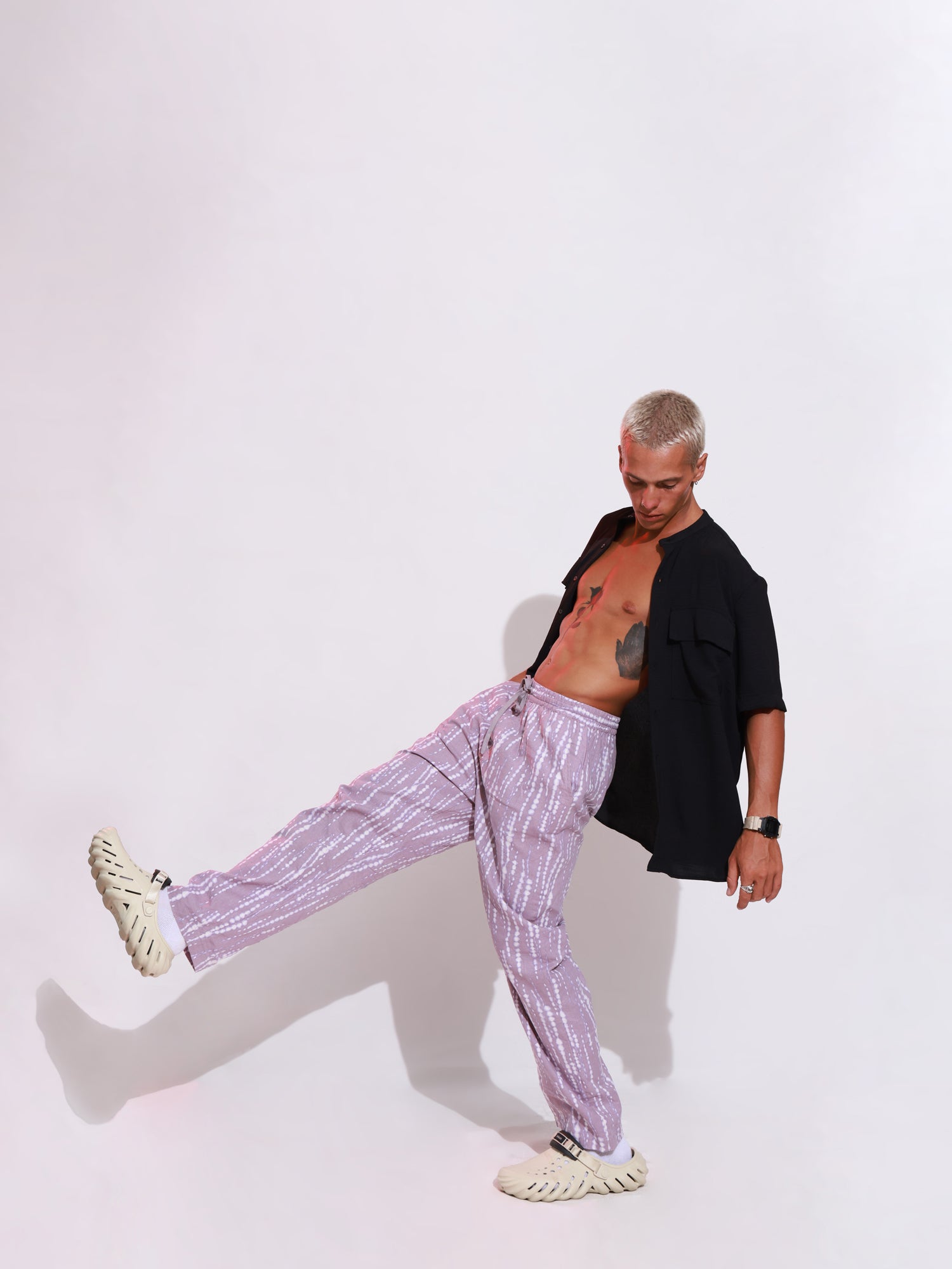 Short sleeved chinese collar shirt