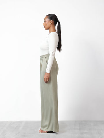 Pleated Flap Detail Wide Leg Pant