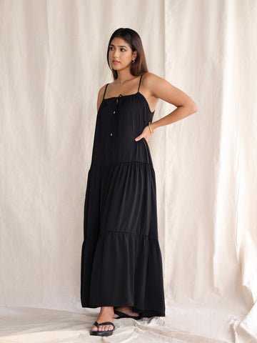 Loose Fit Tunnel Detail Maxi Dress