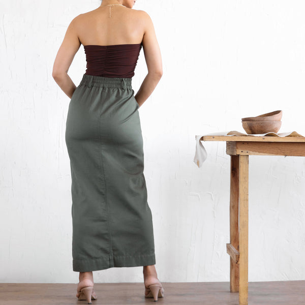 Front Slit Detailed Back Elasticated Skirt