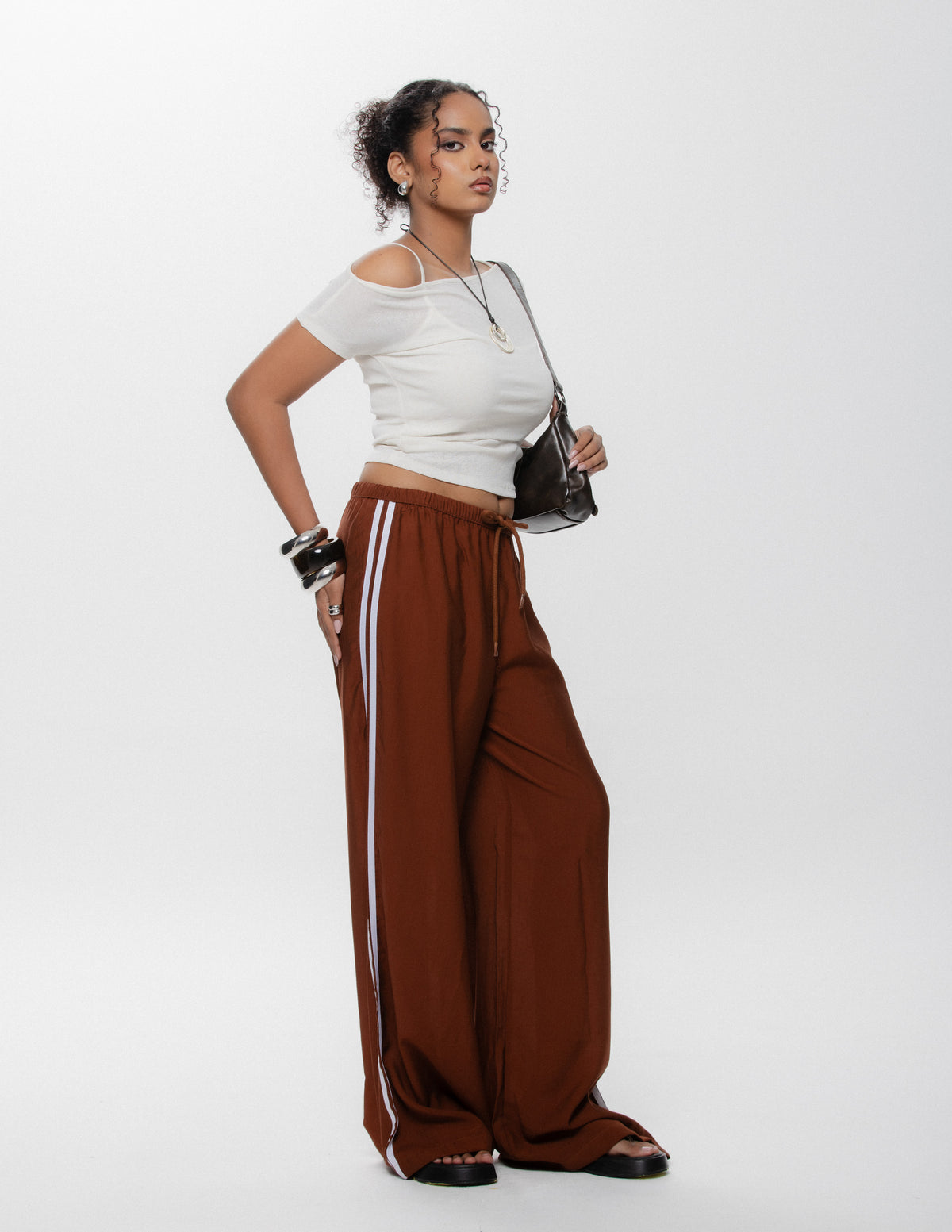 Contrast Detailed Wide Leg Pant