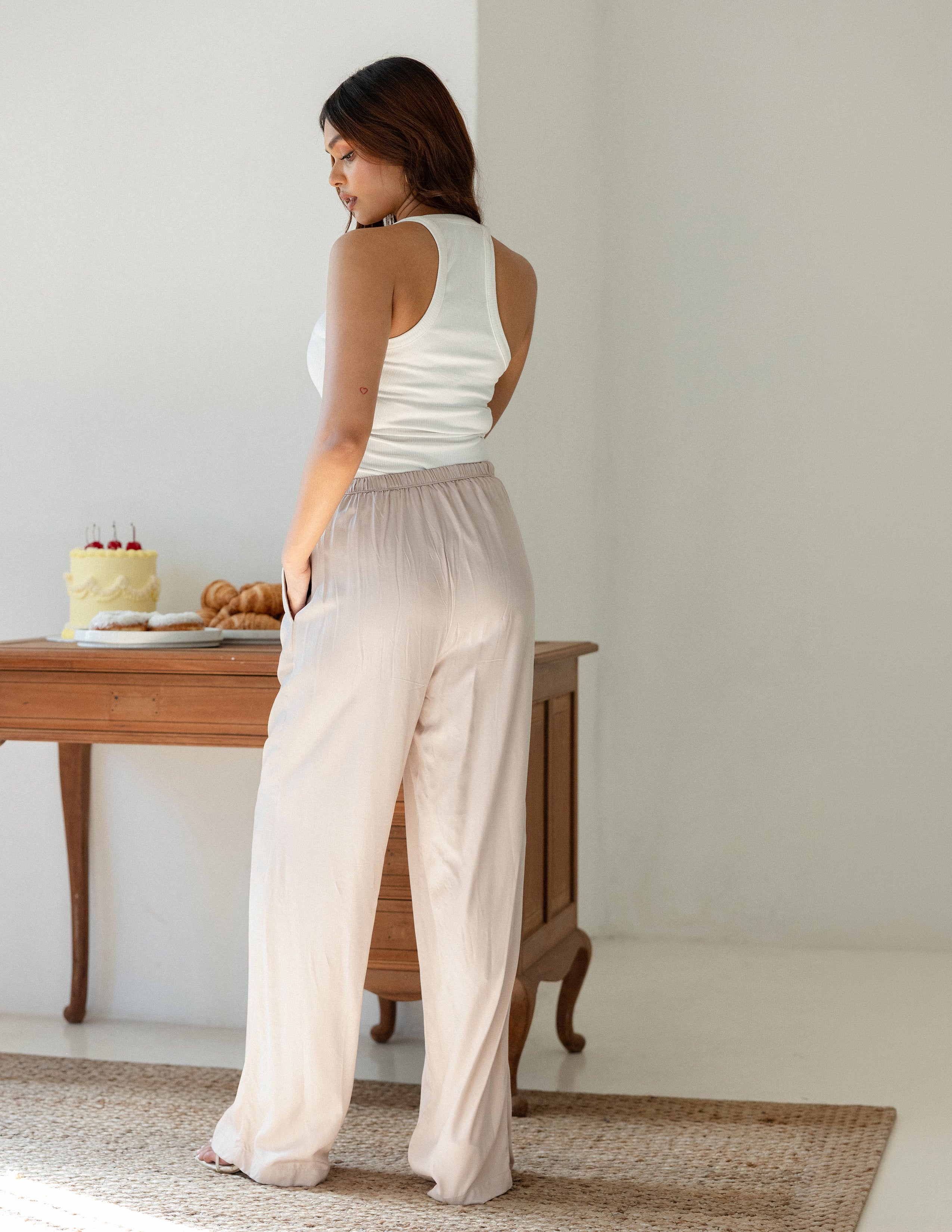 Front Tie Up Detailed Straight Leg Pant