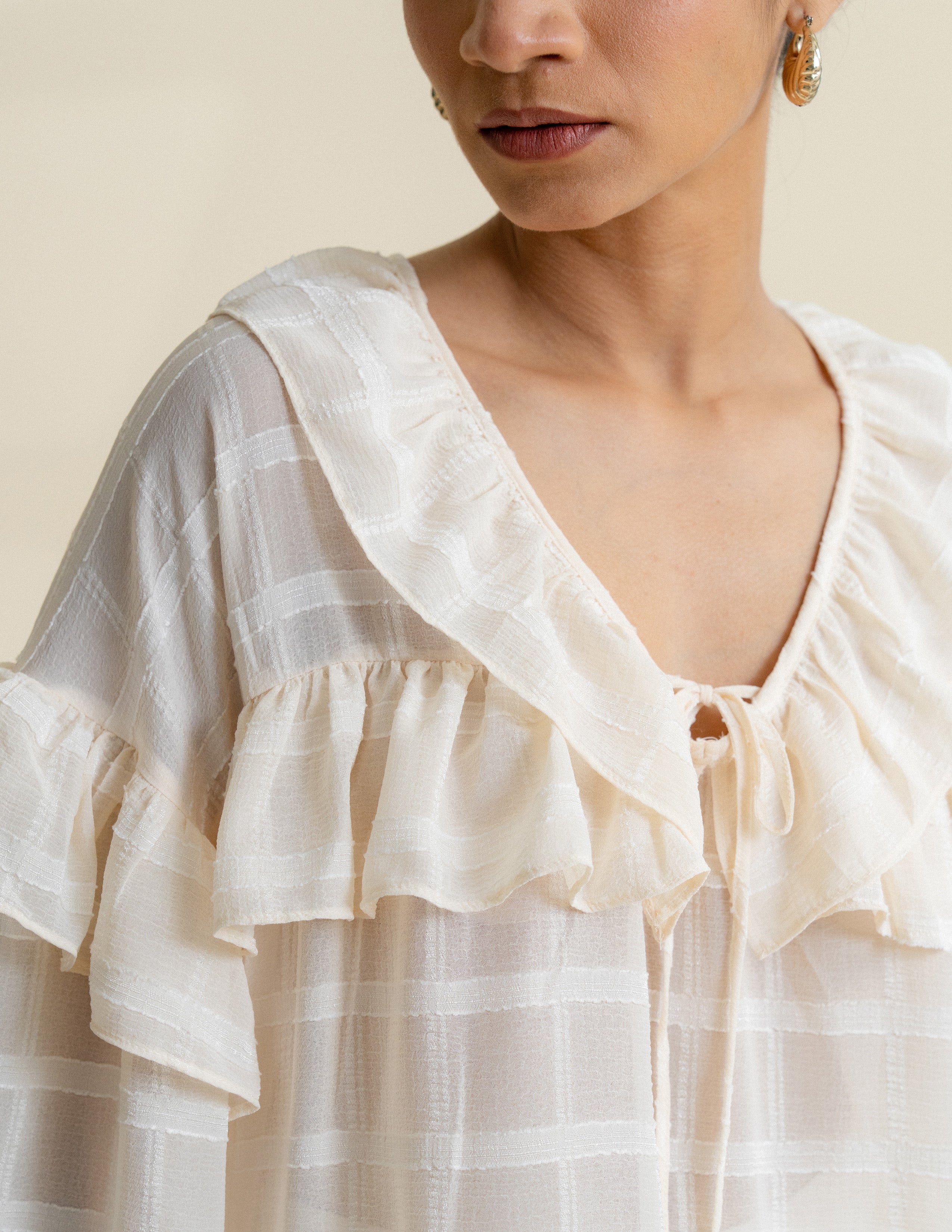 Front Tieup Frill Detail Top