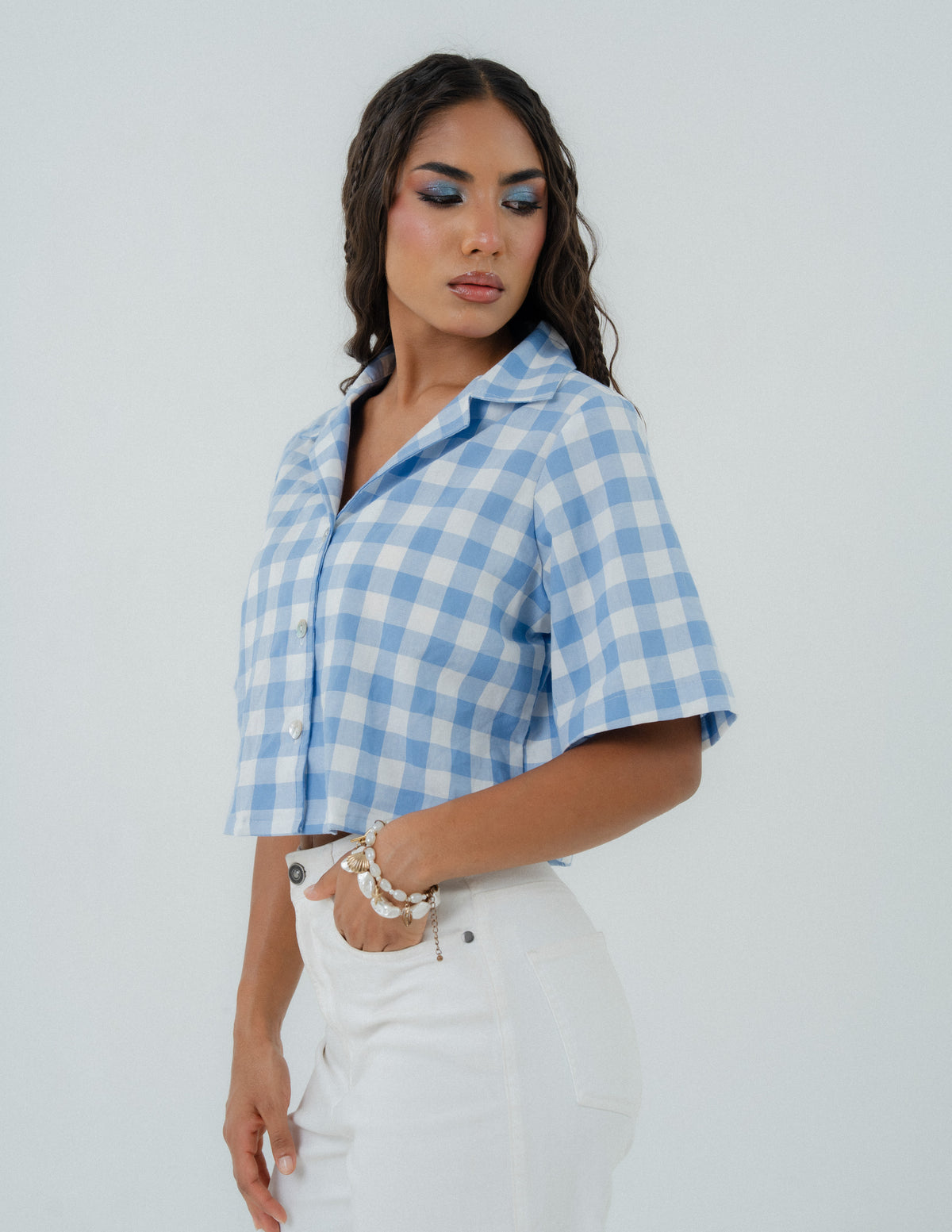 Collar Detailed Short Sleeved Crop Top
