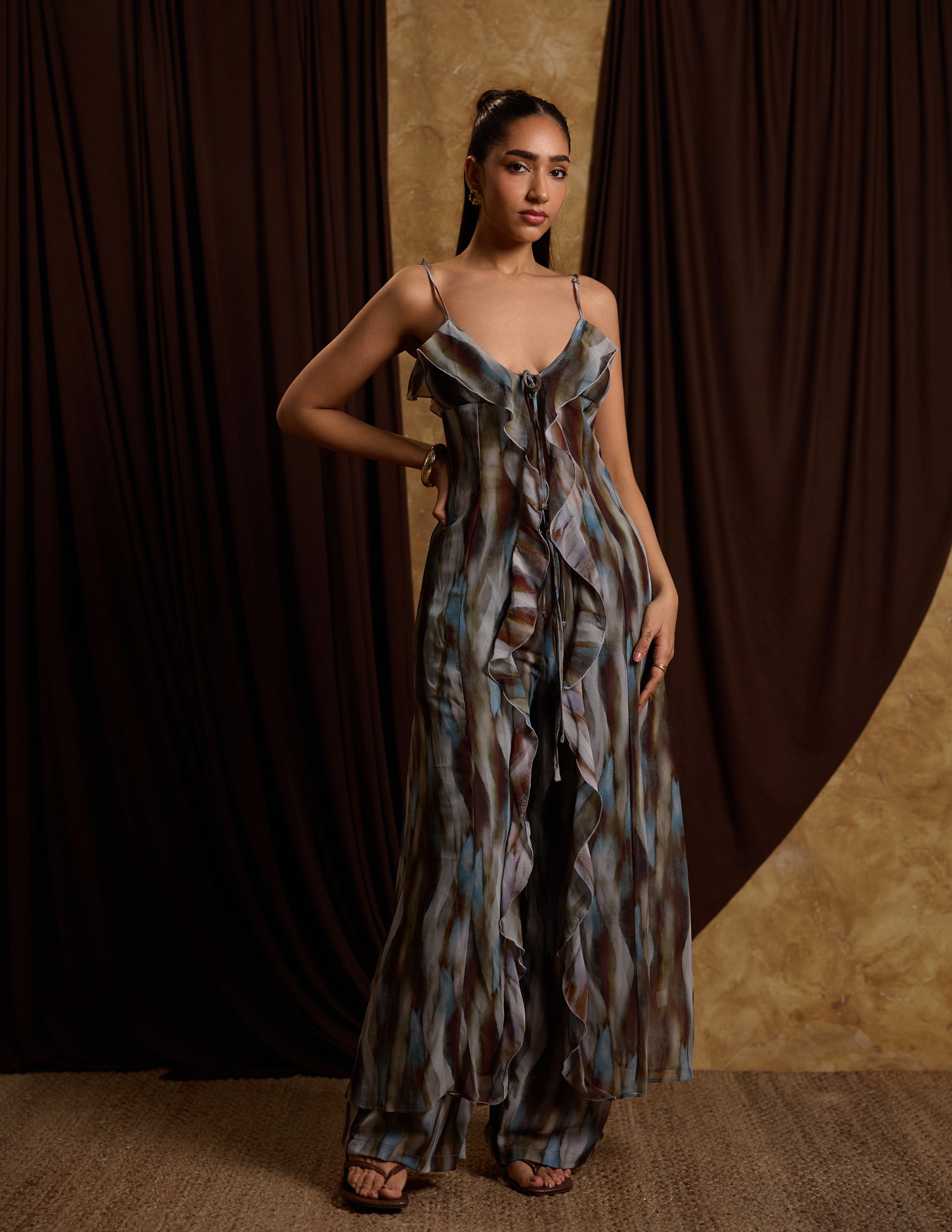 Front Tie Up Frill Detailed Printed Sleeveless Top