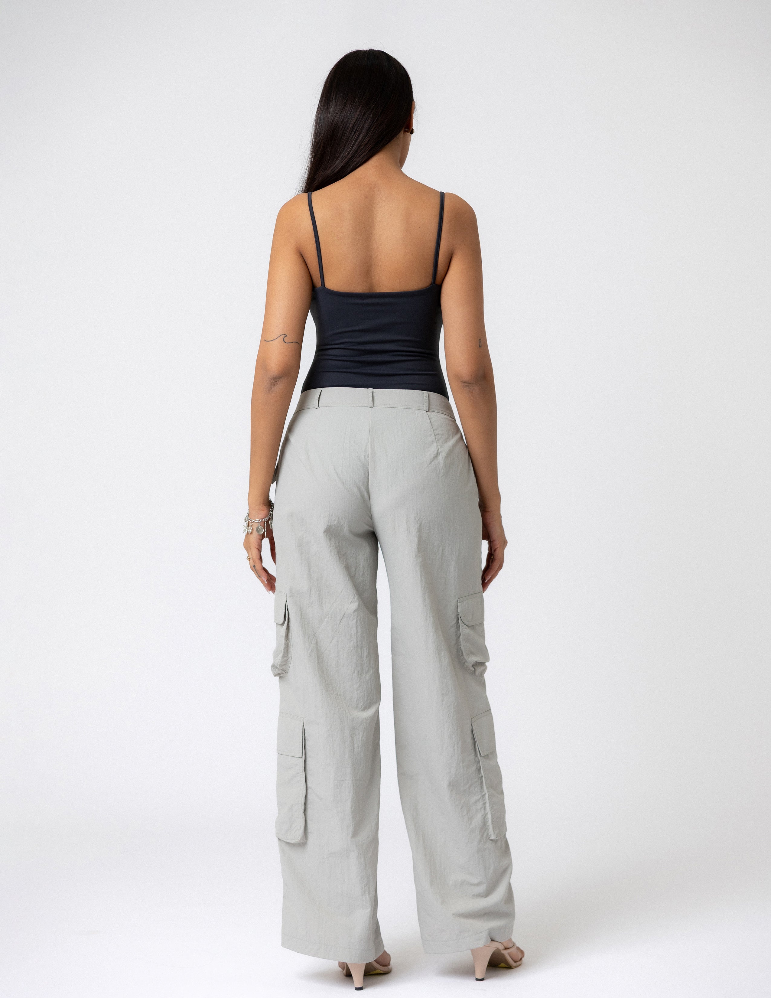 Low Waist Straight Leg Cargo Pant