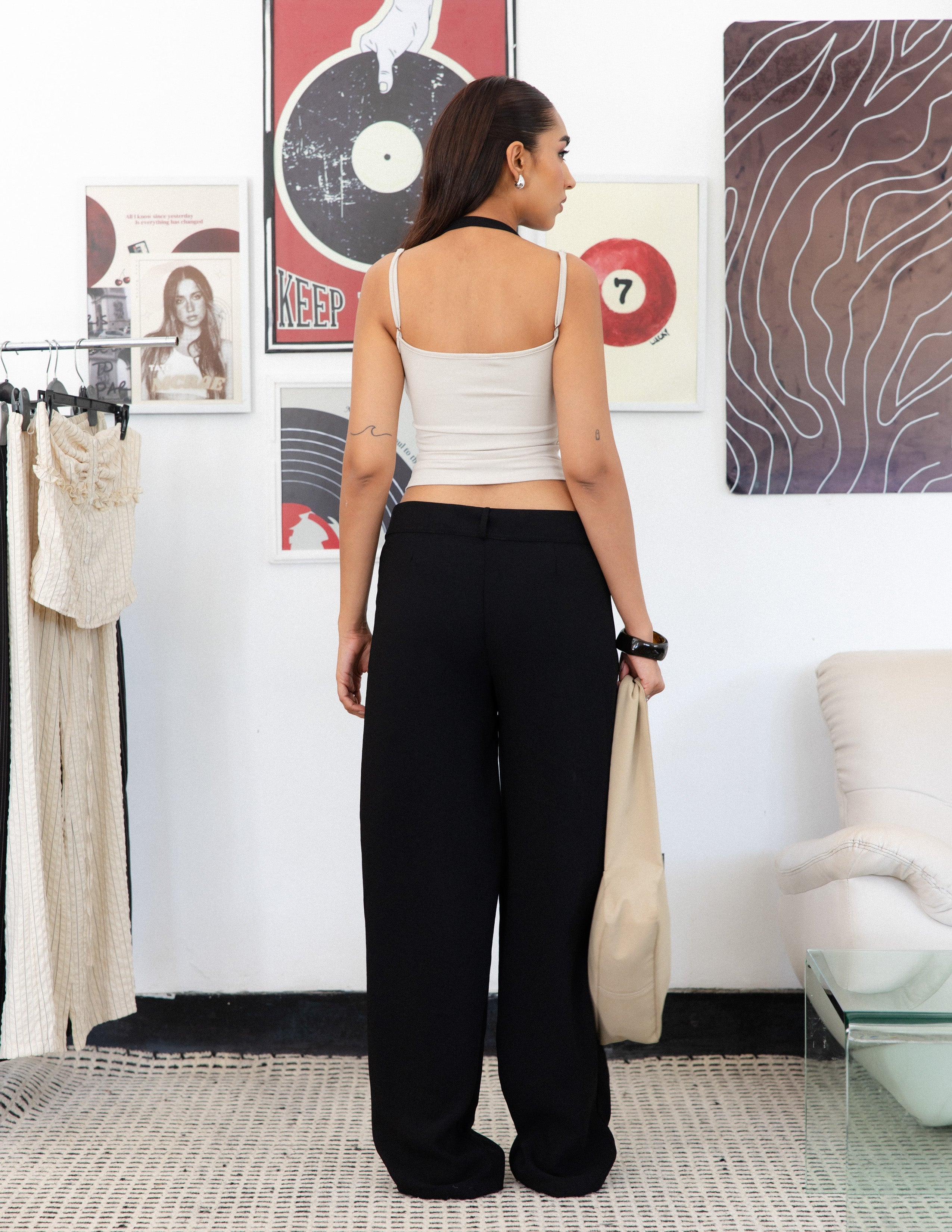 Contrast Pannel Detailed Fitted Top