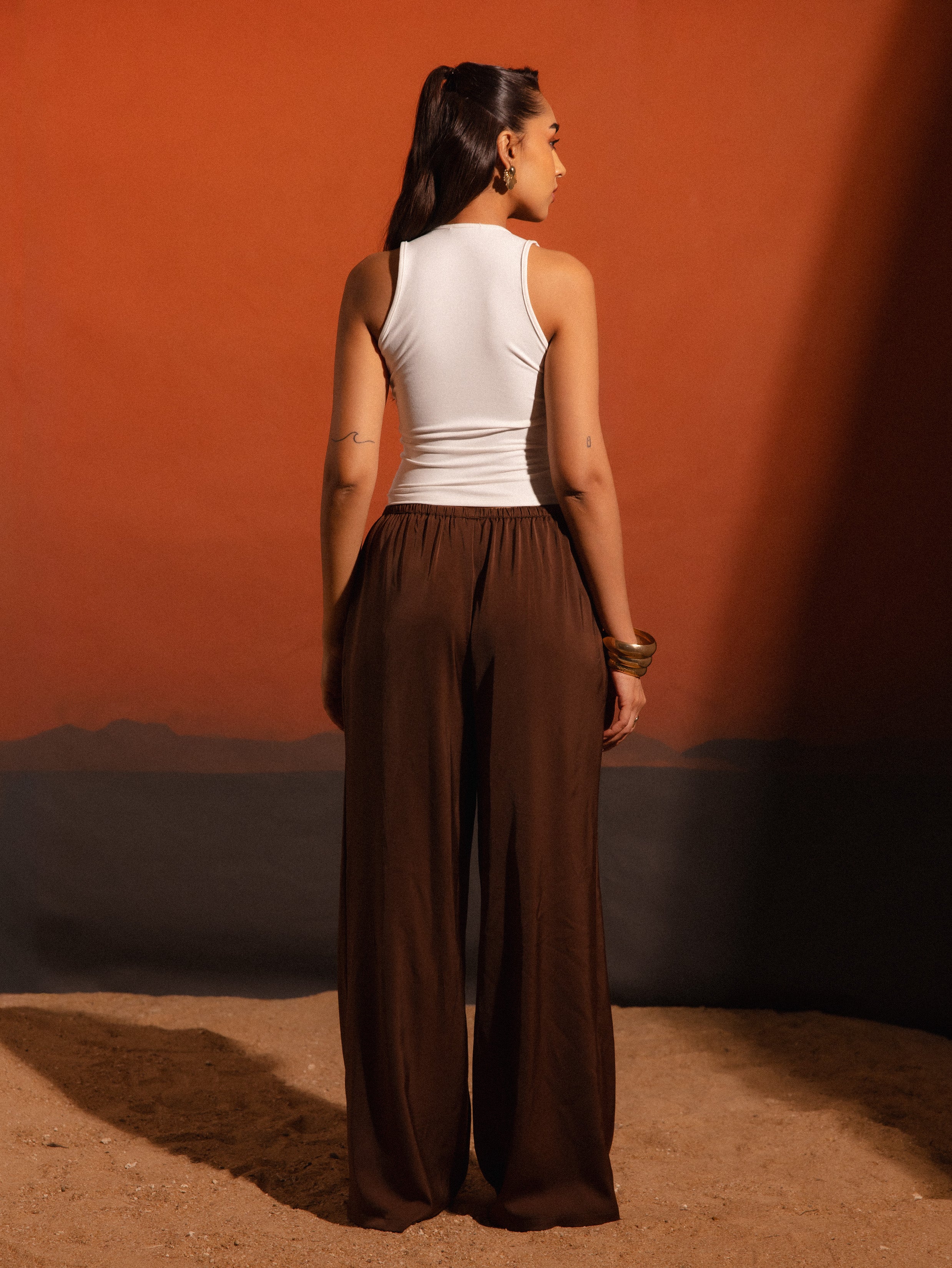 Button Detailed Sleeveless Top