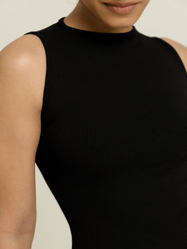 Boat Neck Body Fitted Sleeveless Top