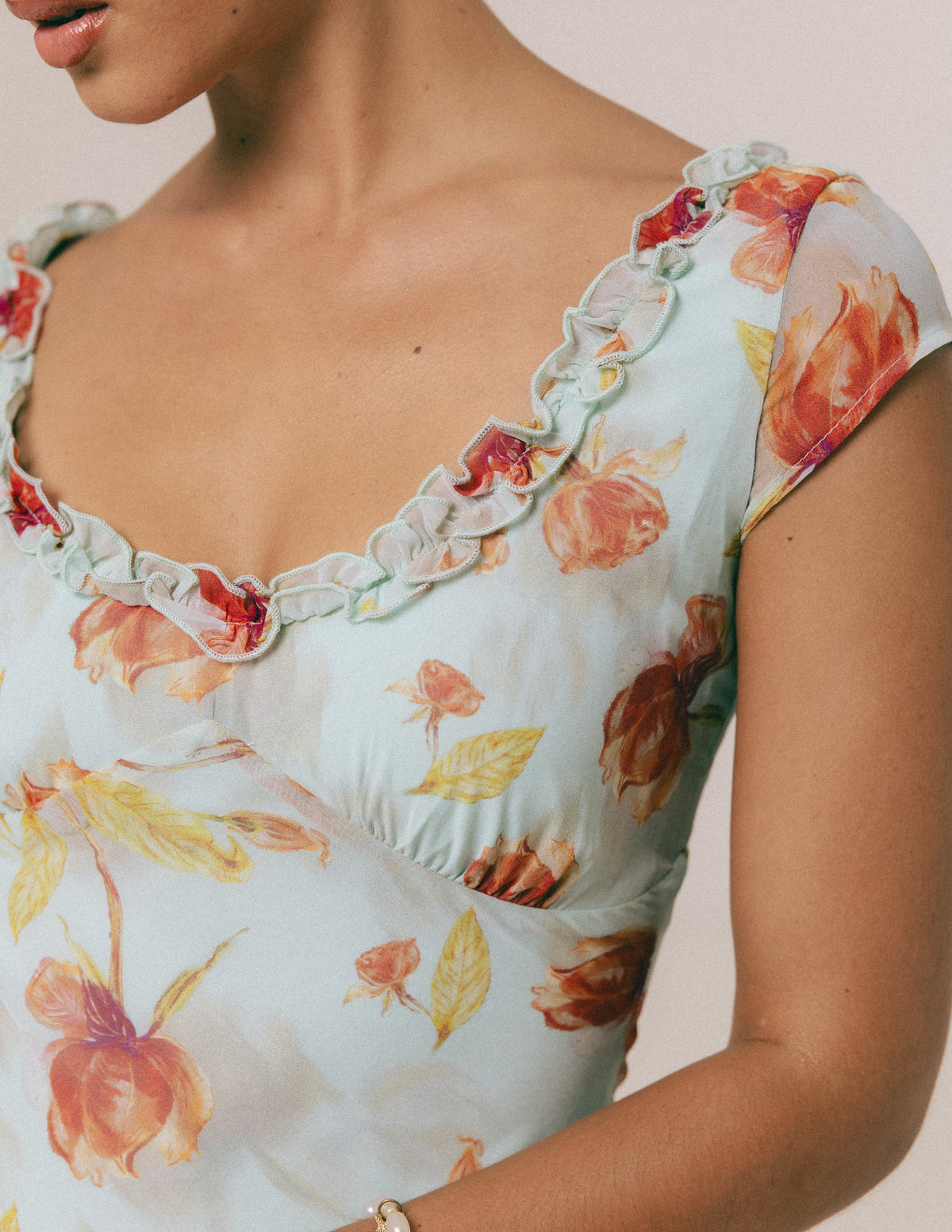 FRILL DETAILED PRINTED MAXI DRESS