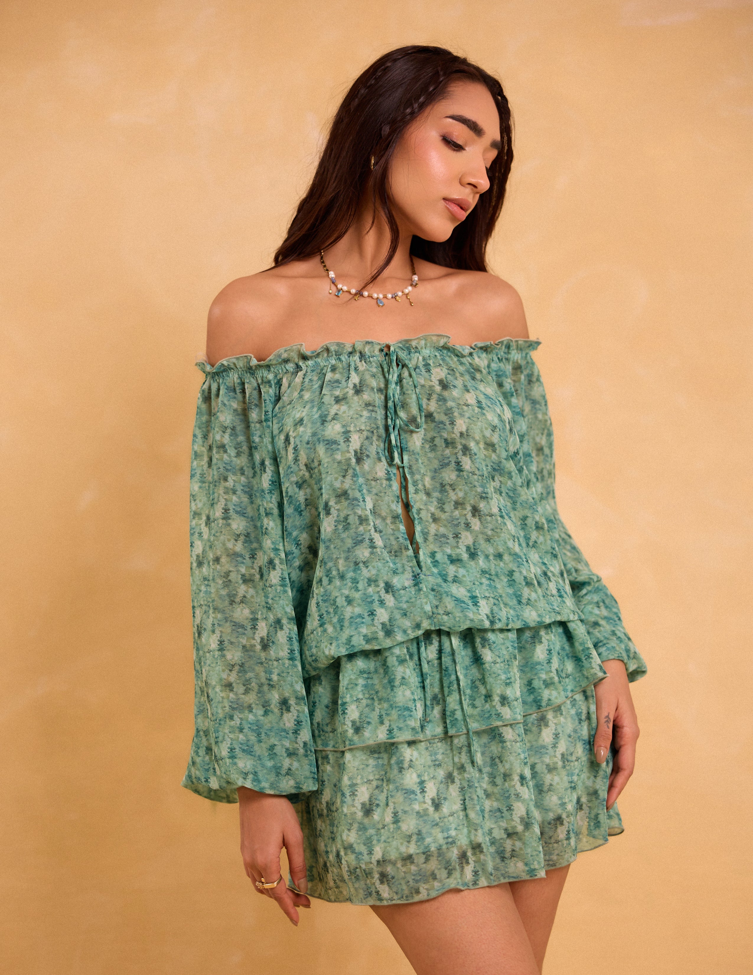 Frill Deatiled Off Shoulder Mini Dress