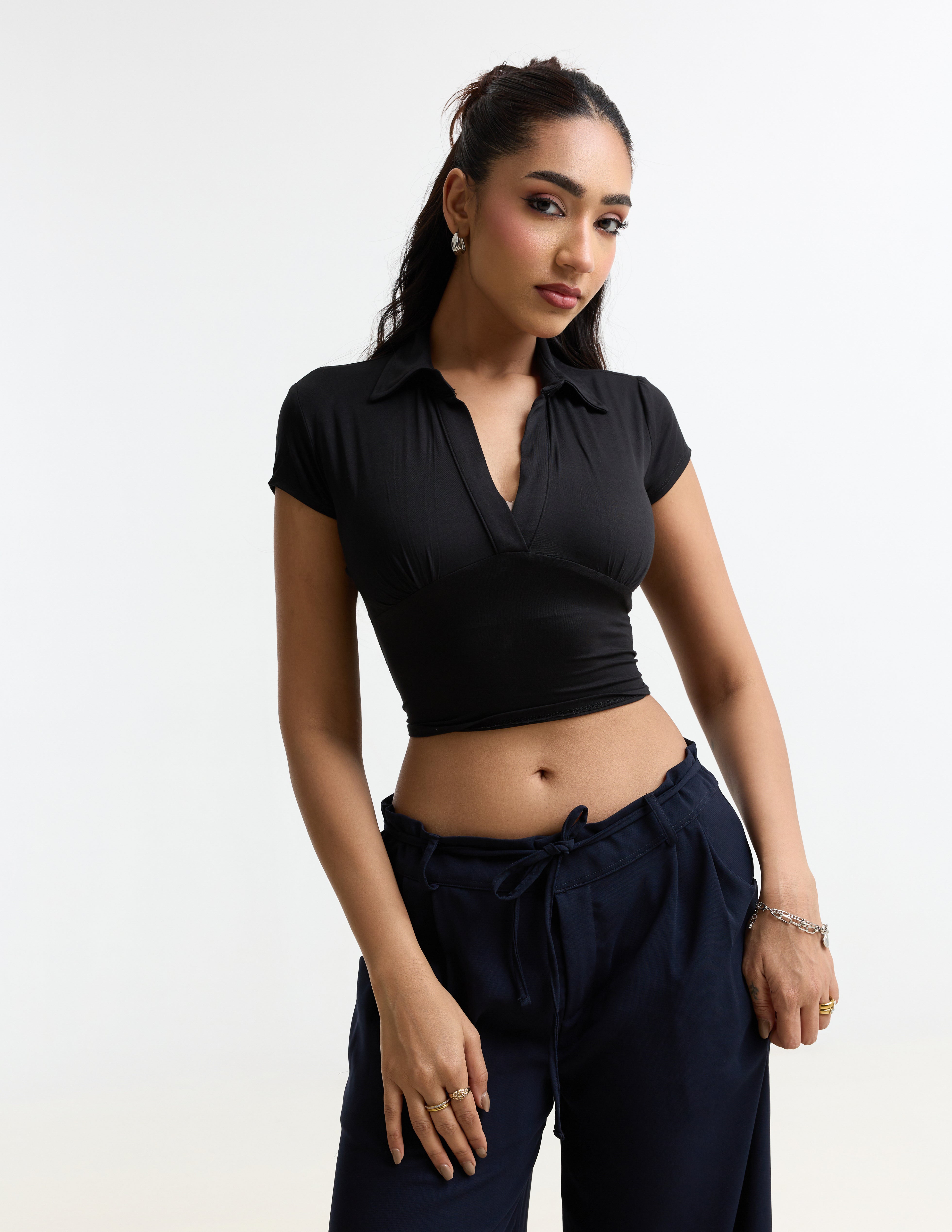 Collar Detailed Fitted Top