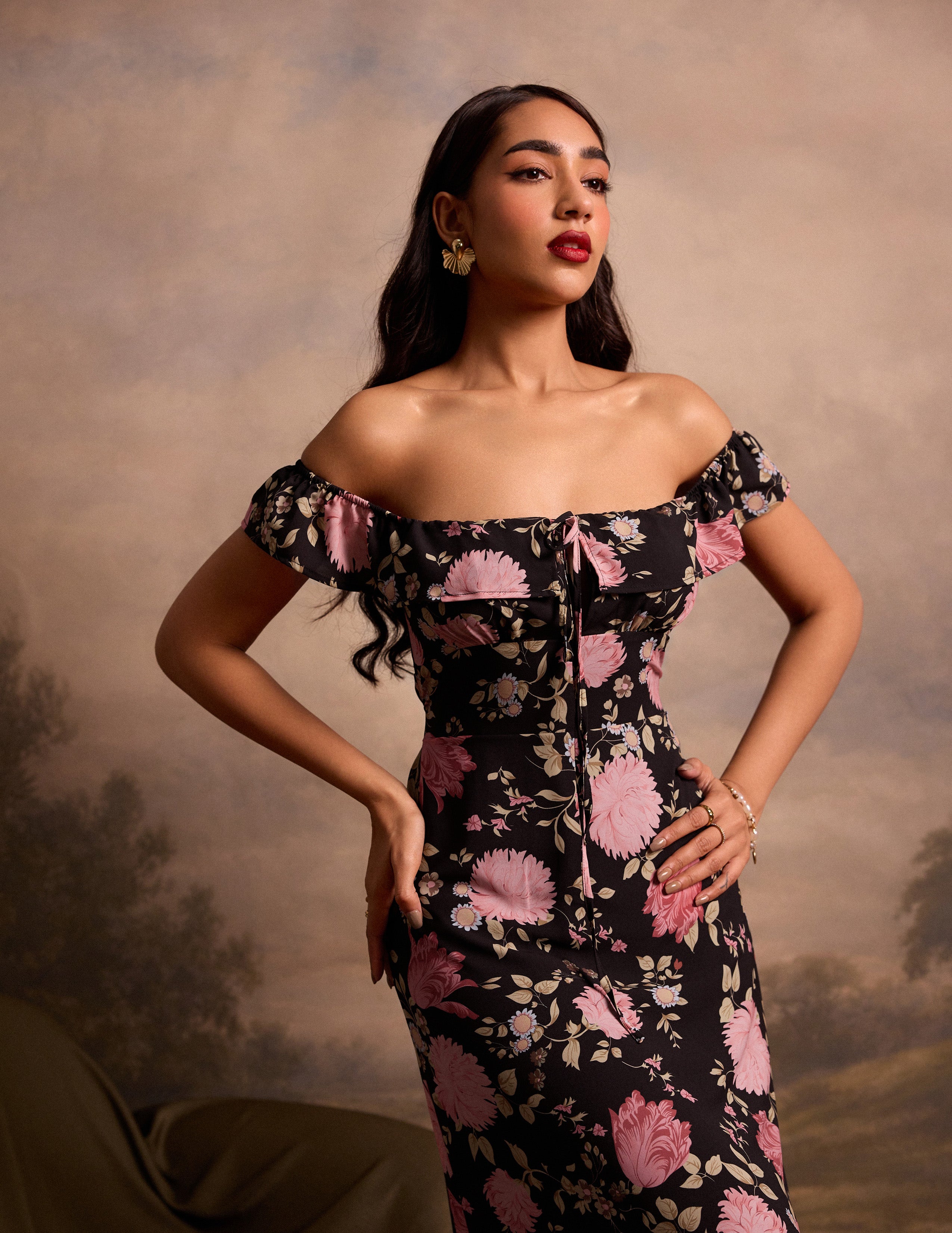 Frill Detail Printed Maxi Dress