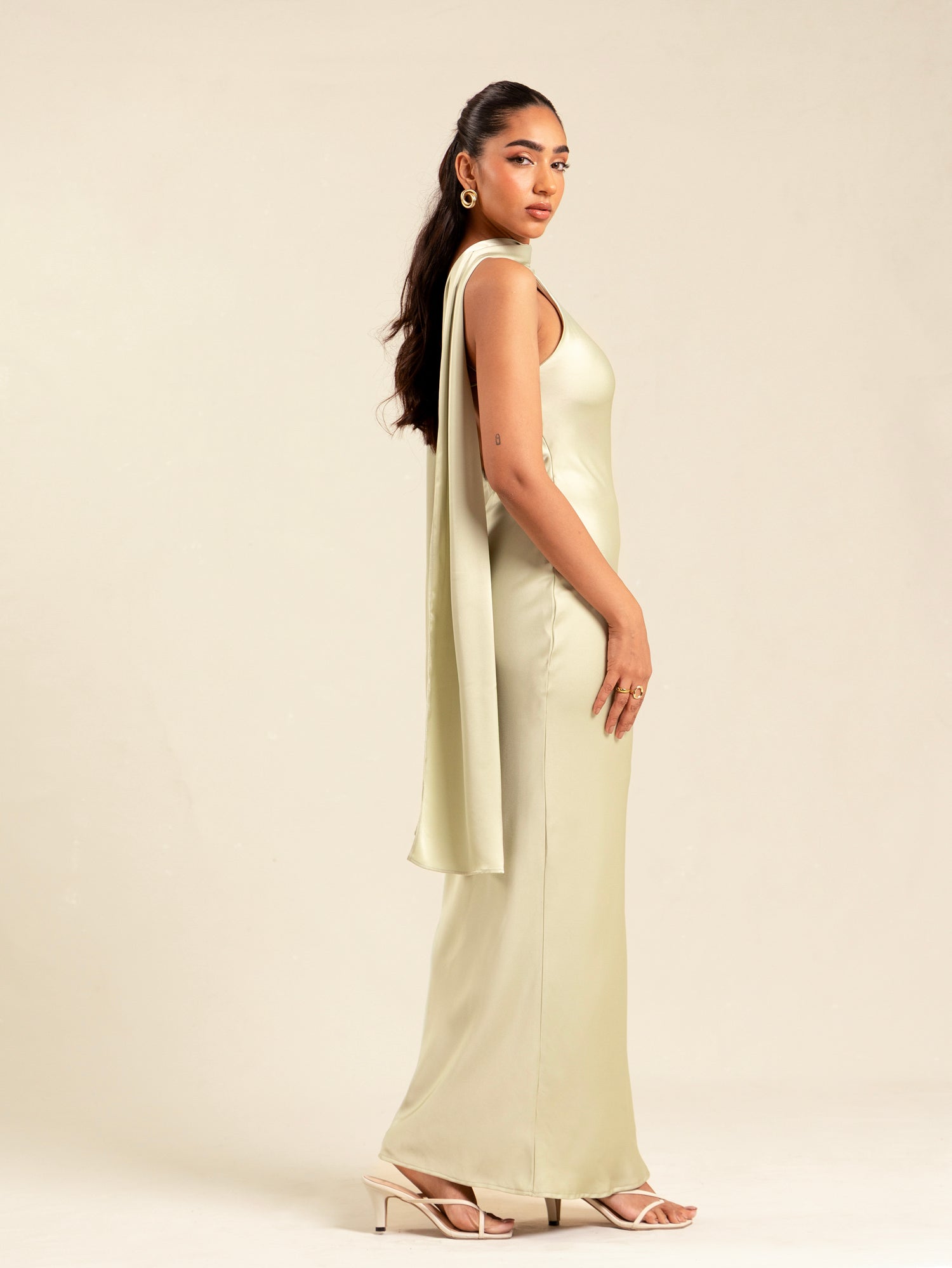 Shawl Detailed Halter Neck Maxi Dress