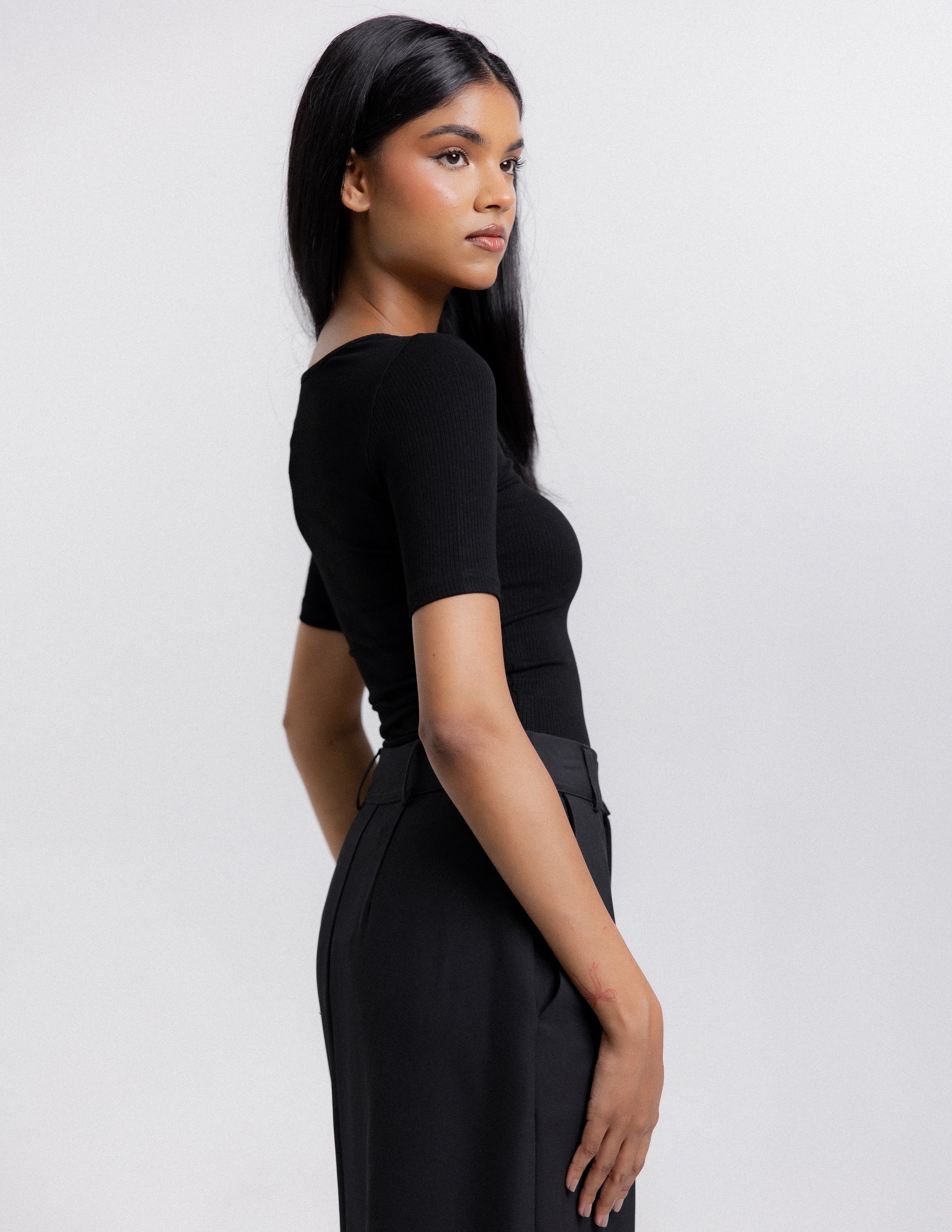 Round Neck Short Sleeved Top