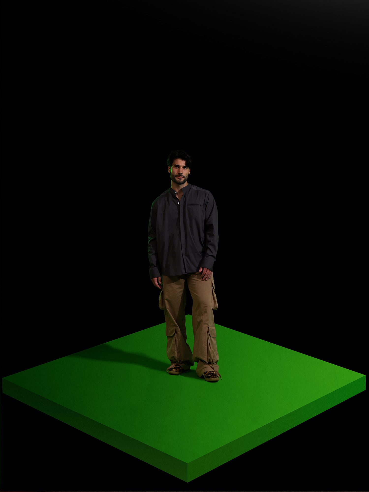 Shoulder panel contrast detailed shirt