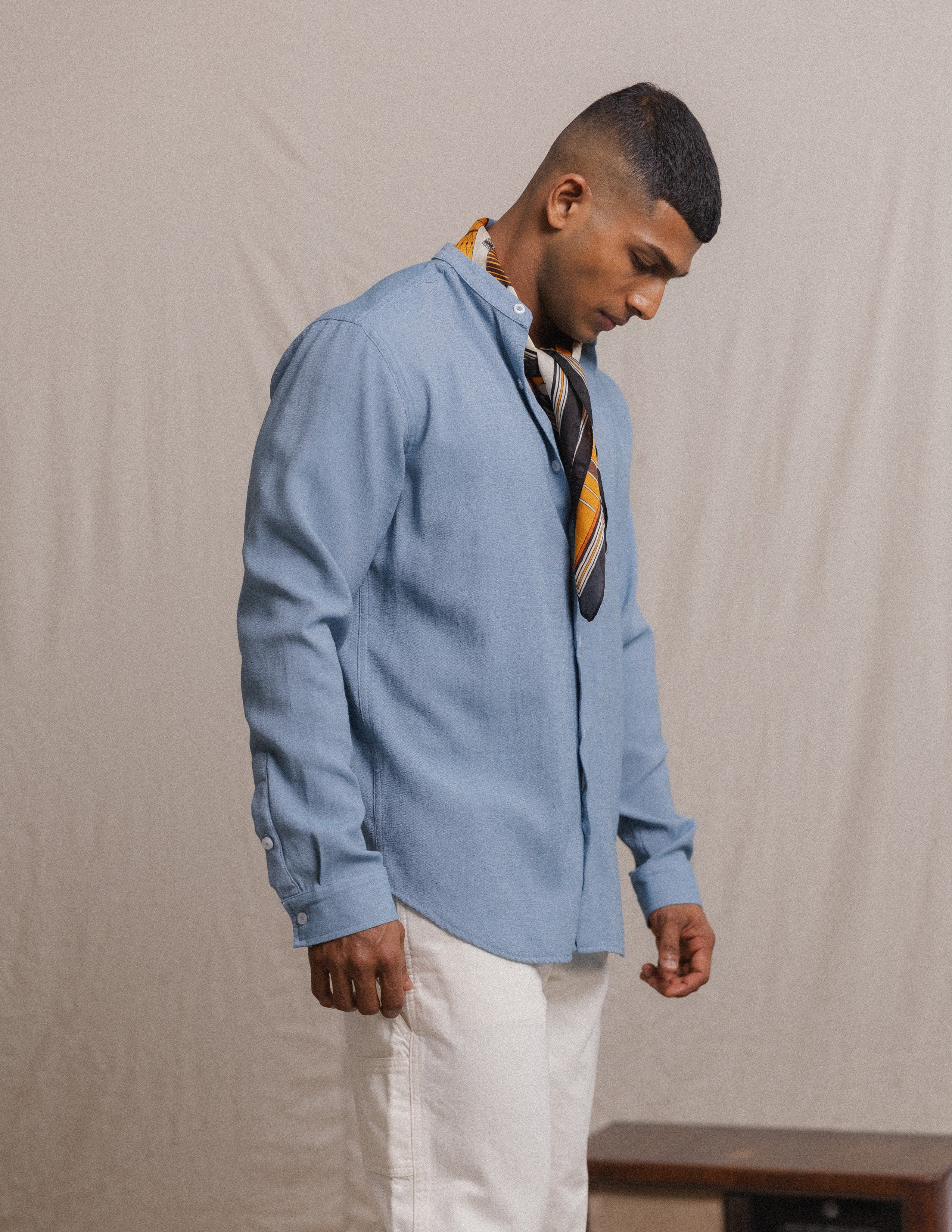 Regular fit chinese collar long sleeve shirt