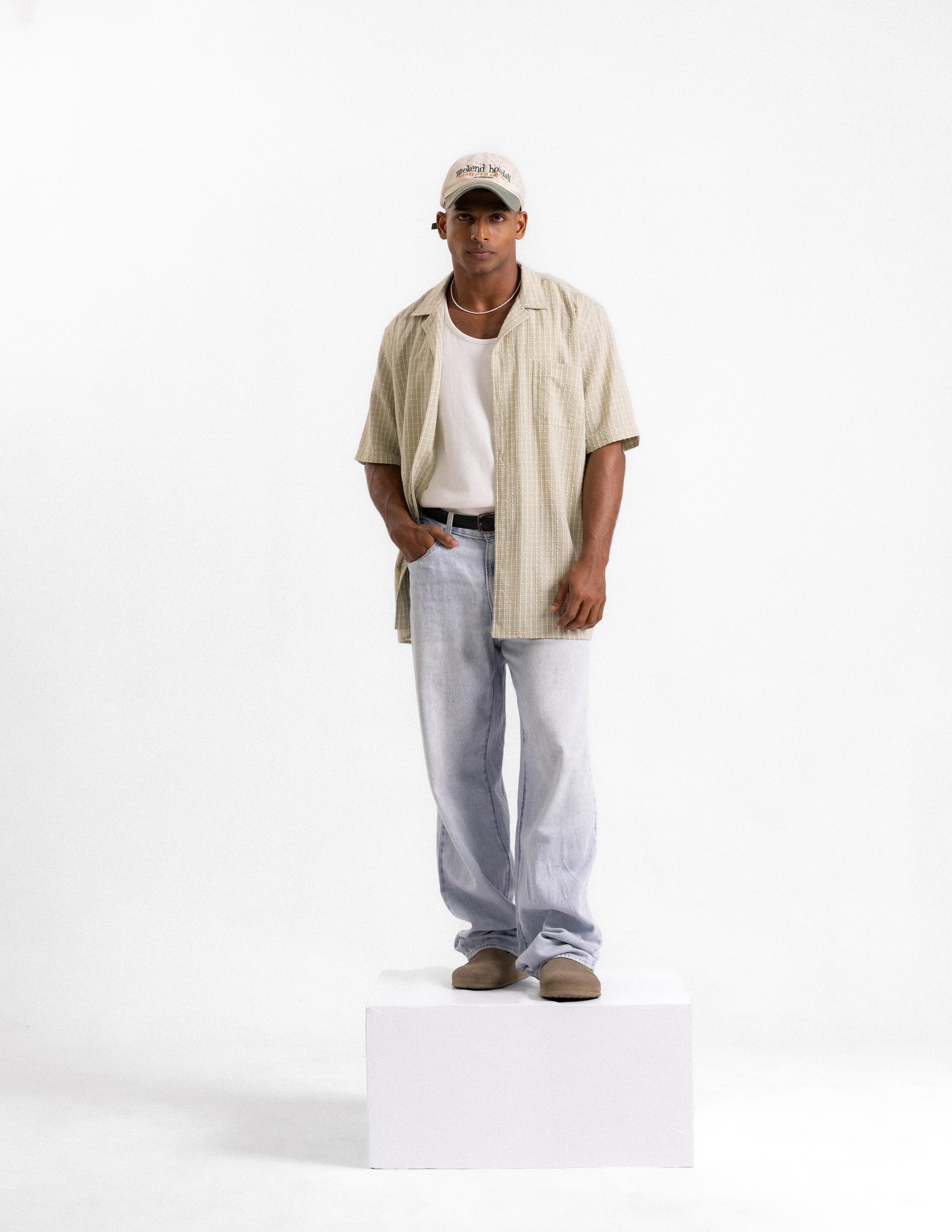 Center back pleat oversized shirt