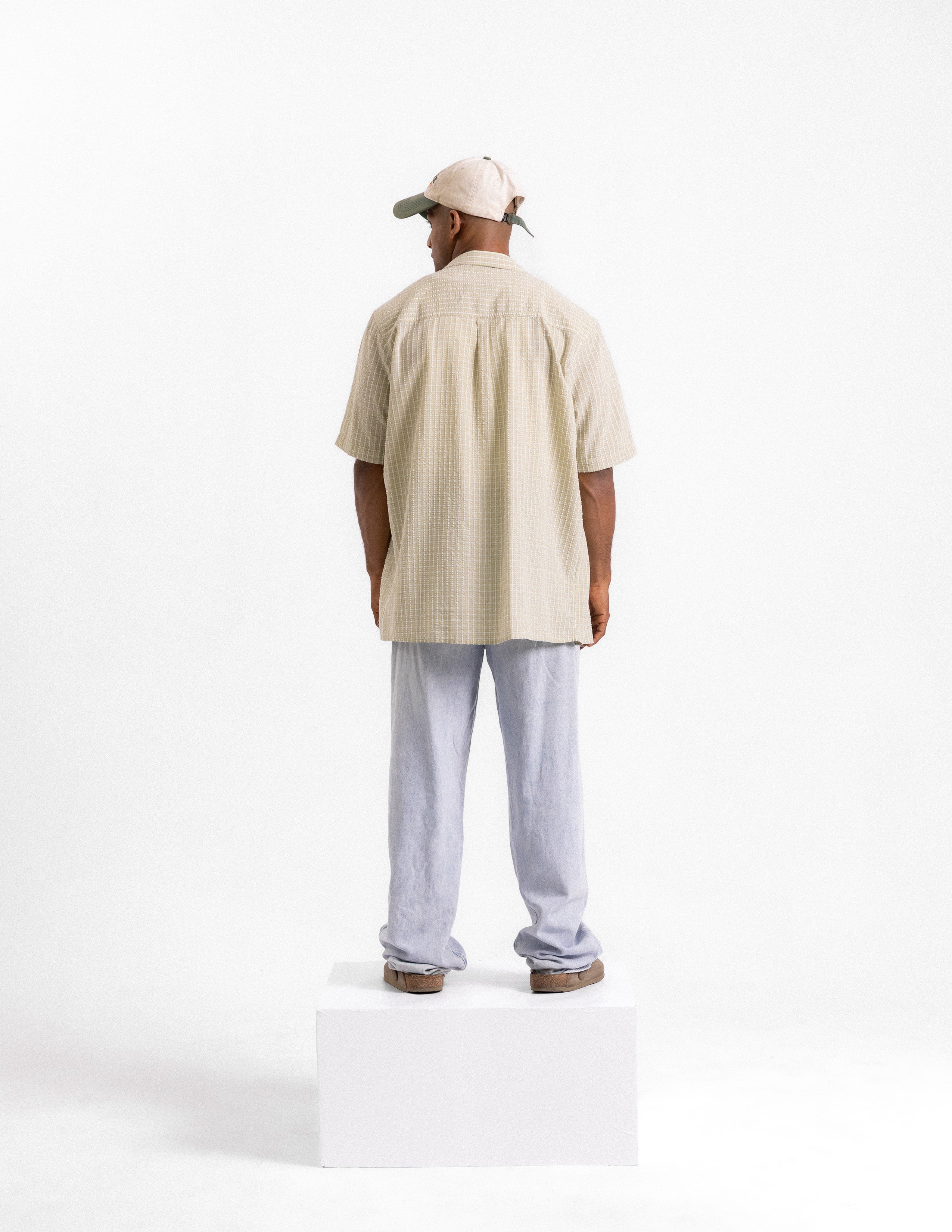 Center back pleat oversized shirt