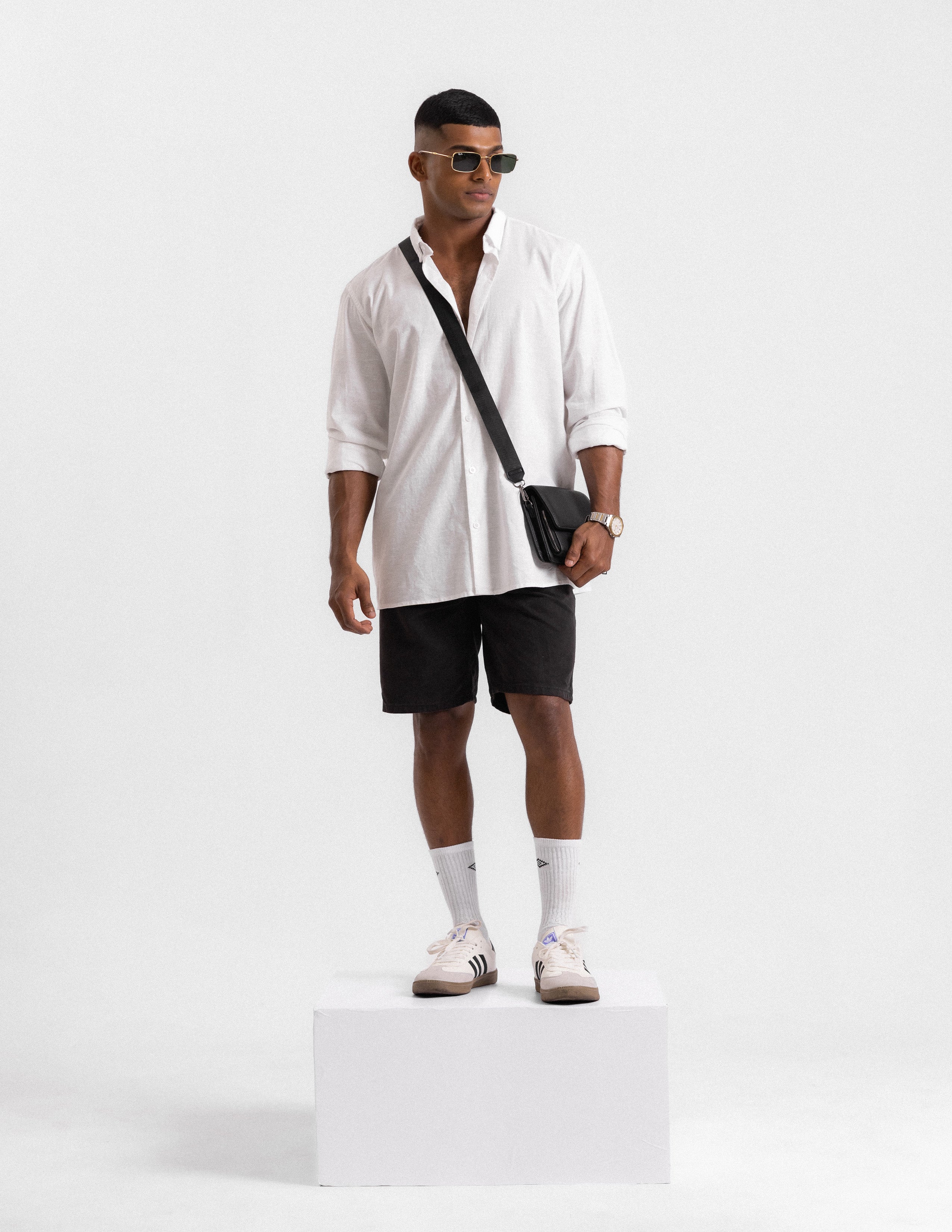 Center back pleat detail long slleeve shirt