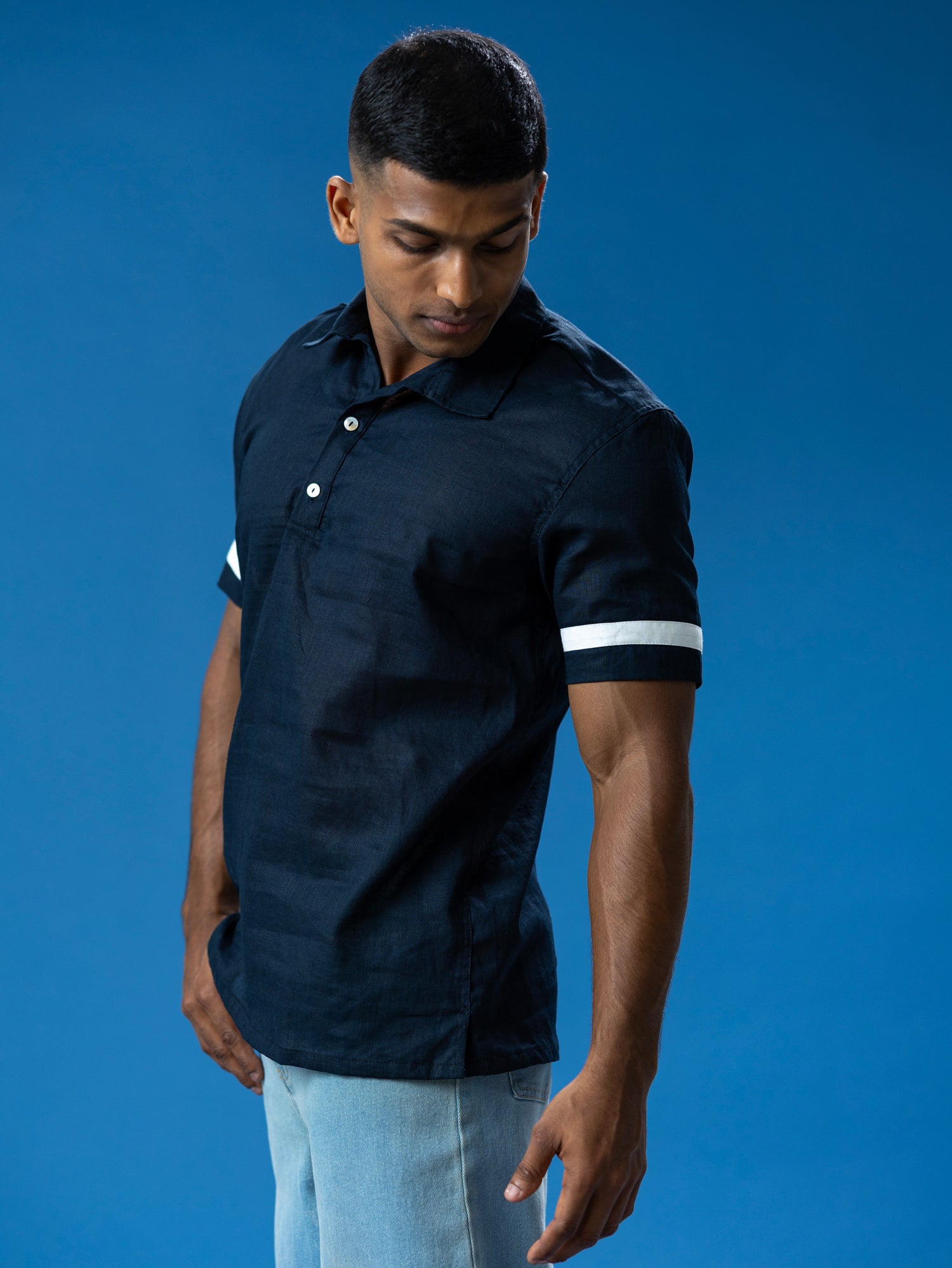 Contrasting stripe detailed shirt