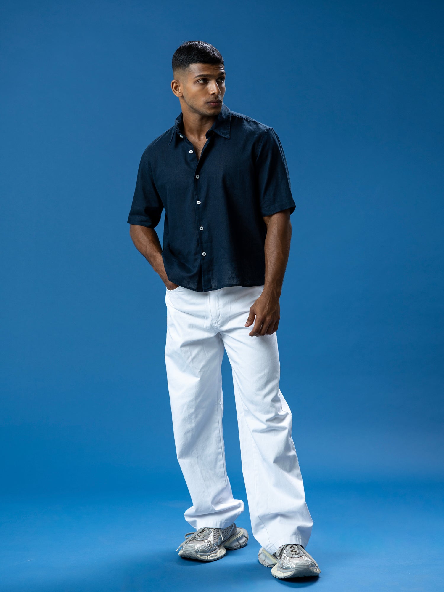 Oversized crop shirt