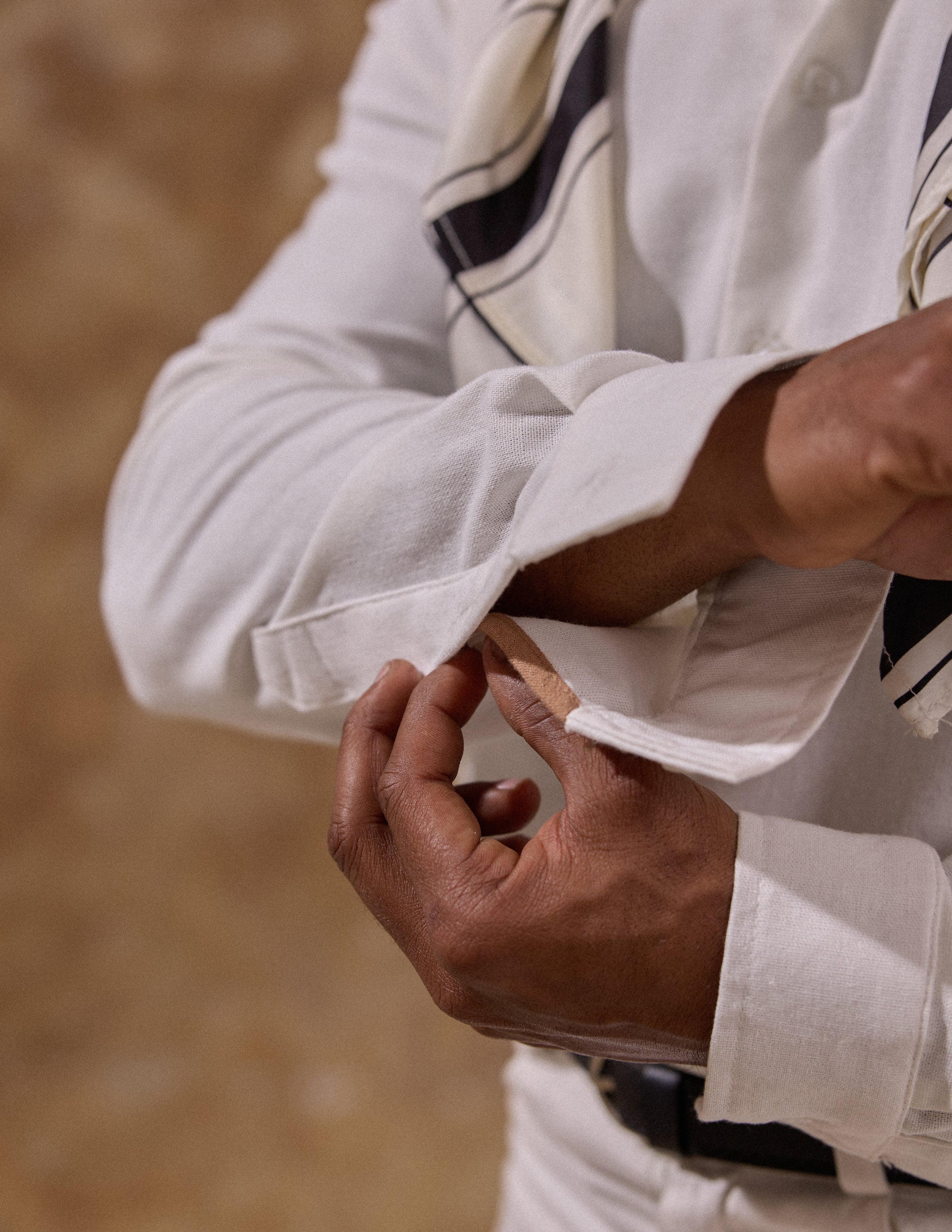 Contrast placket stand detail shirt