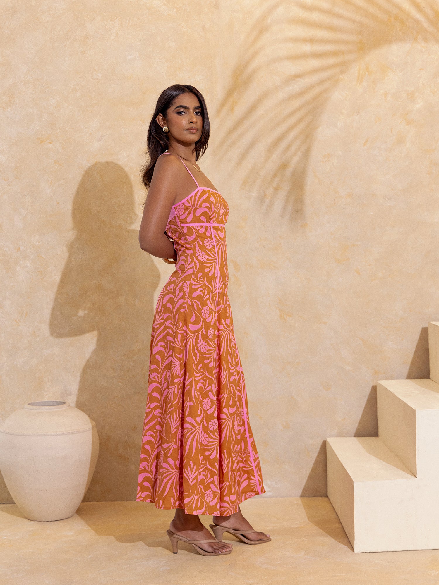 Contrast Binding Detailed Maxi Dress