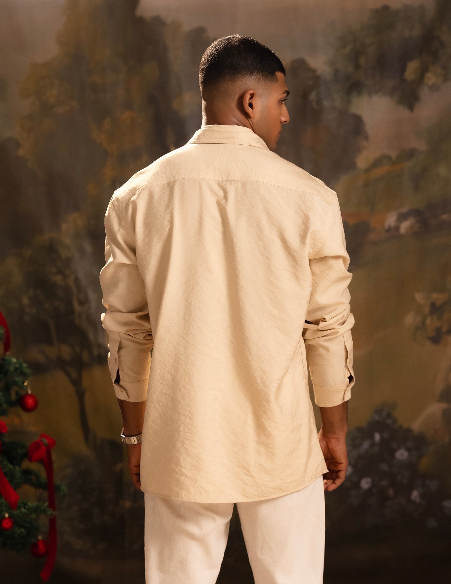 Cut and sew detail shirt