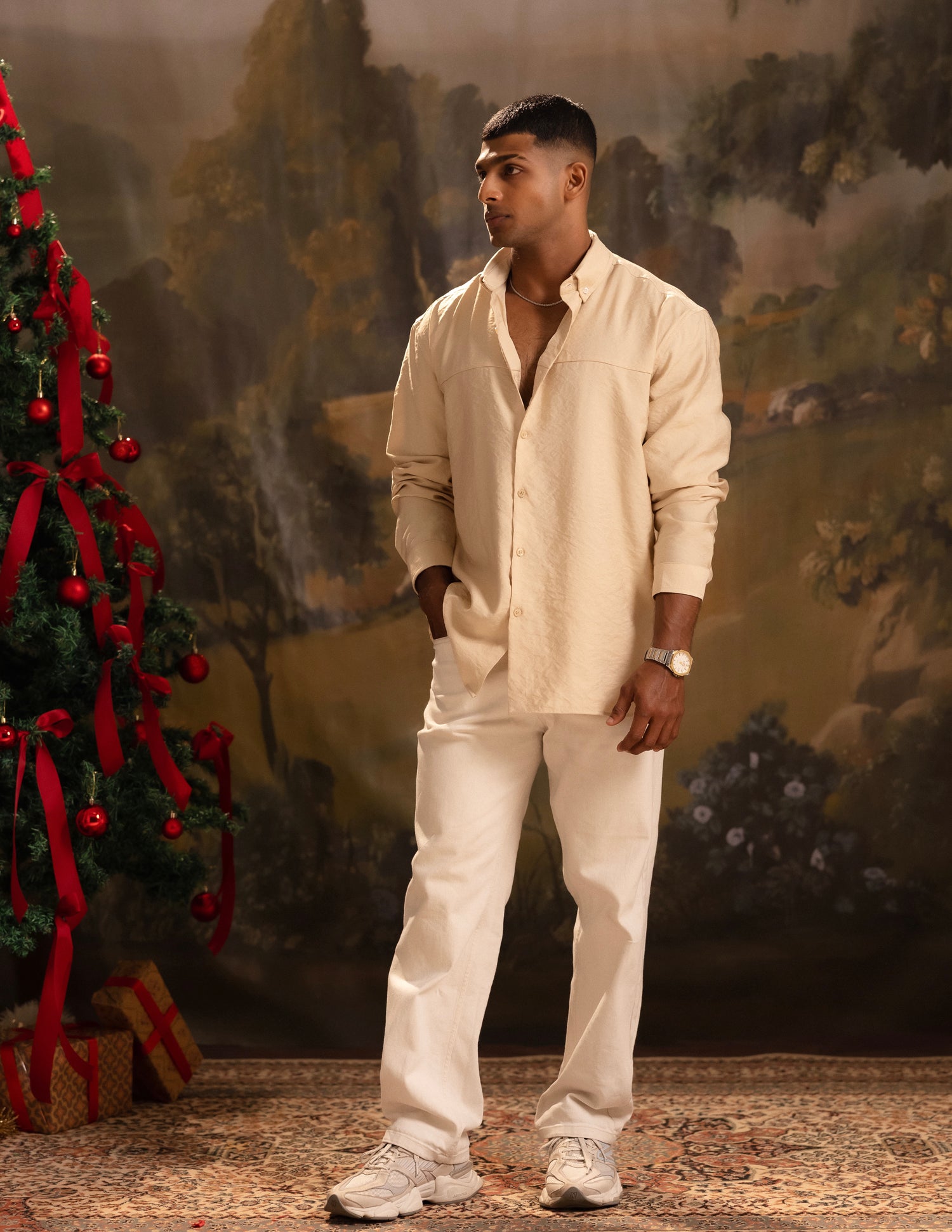 Cut and sew detail shirt