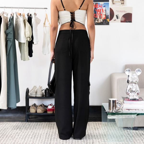 Pocket Detailed Wide Leg Pant