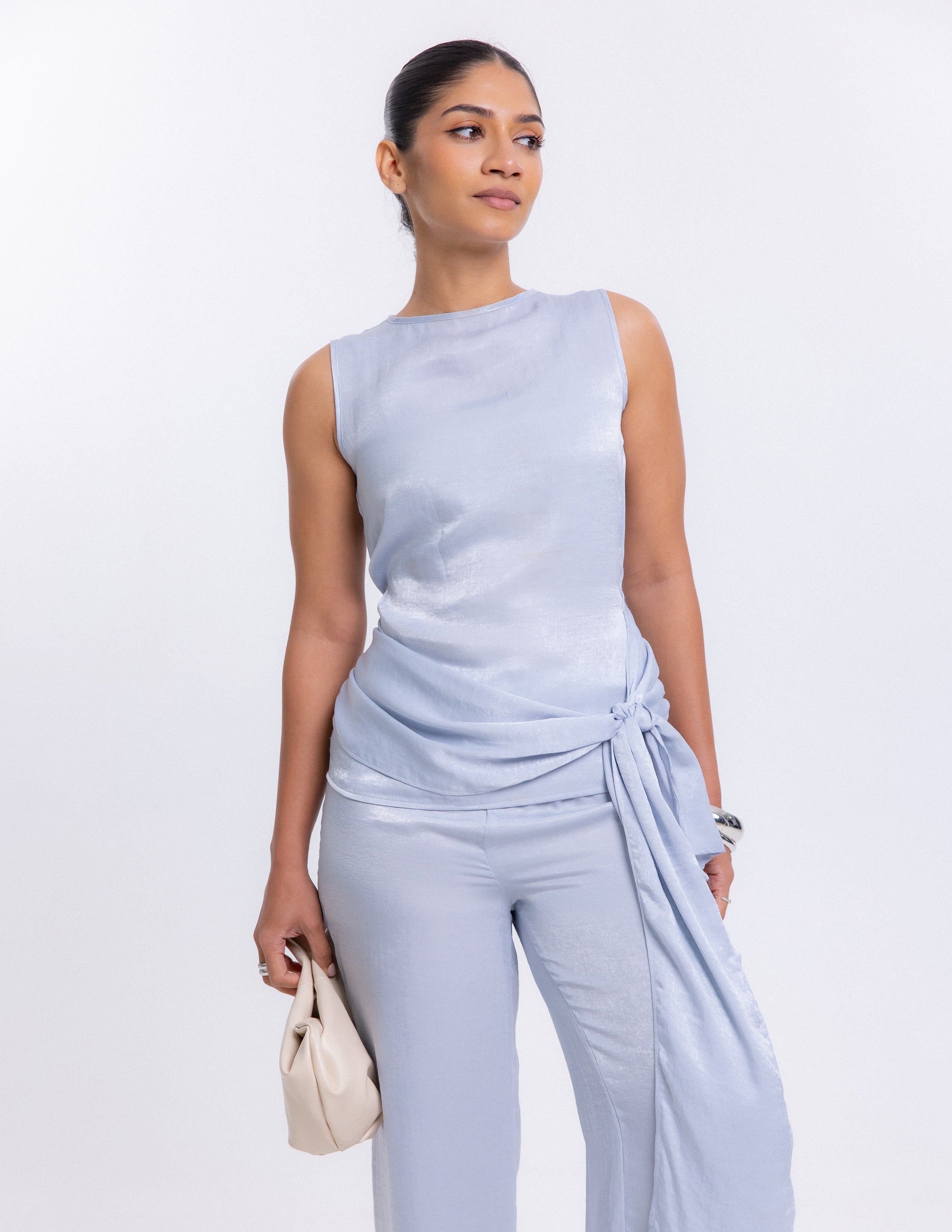 Front Tie Up Detail Top