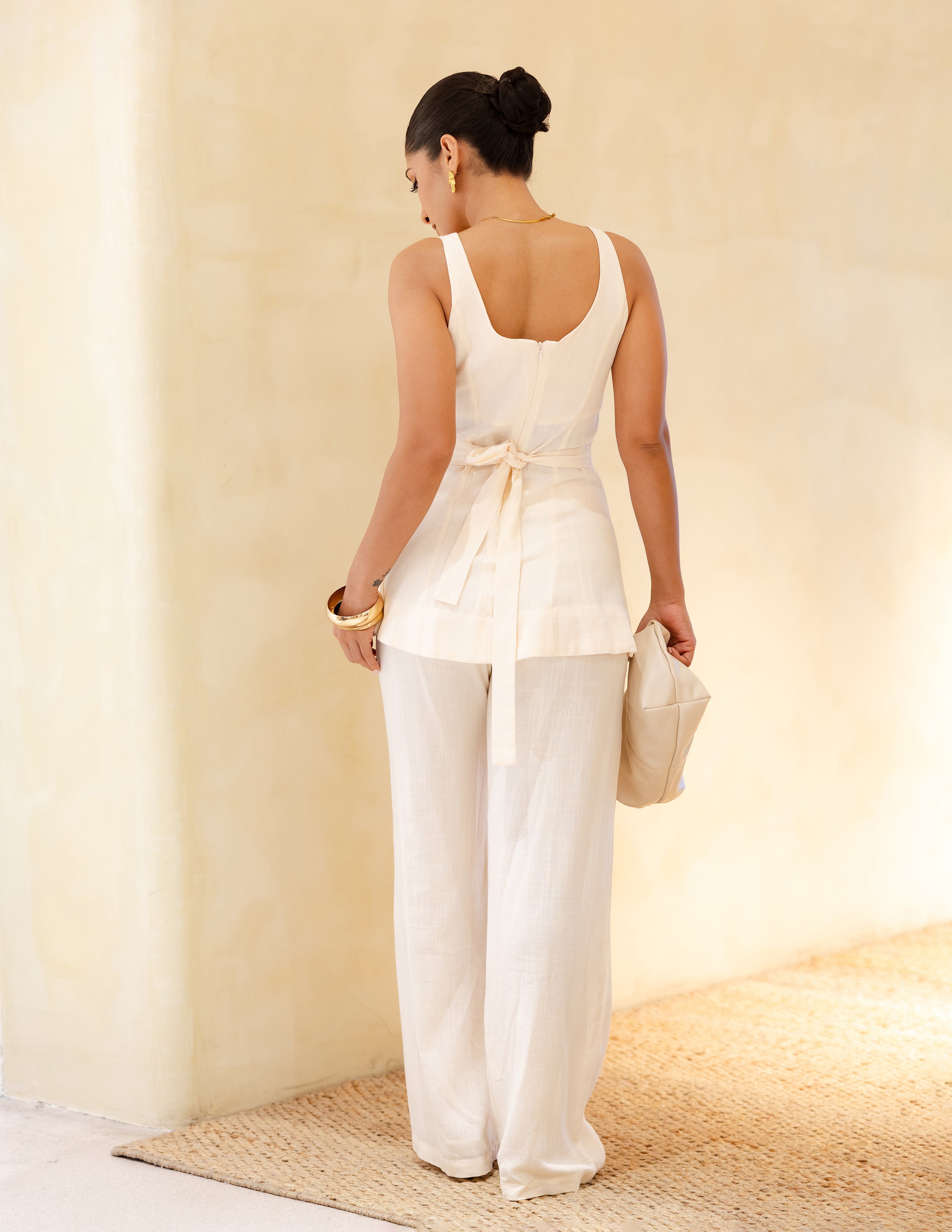 Back Tie Up Detailed Sleeveless Top